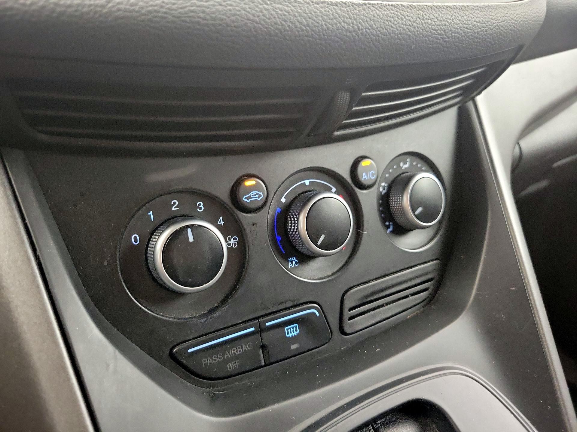 Thumbnail: 2014 Ford Escape - 16