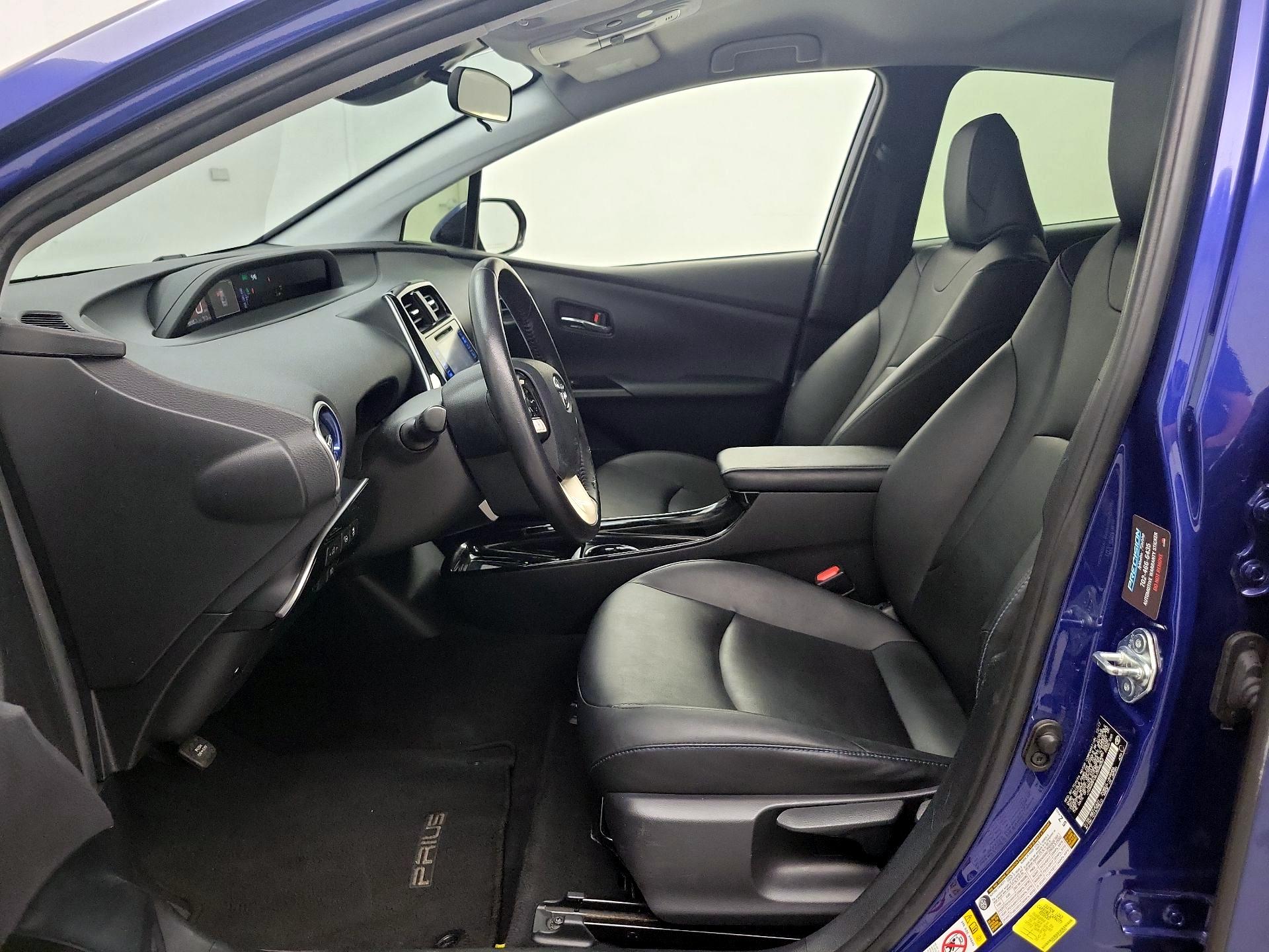 Thumbnail: 2018 Toyota Prius - 11