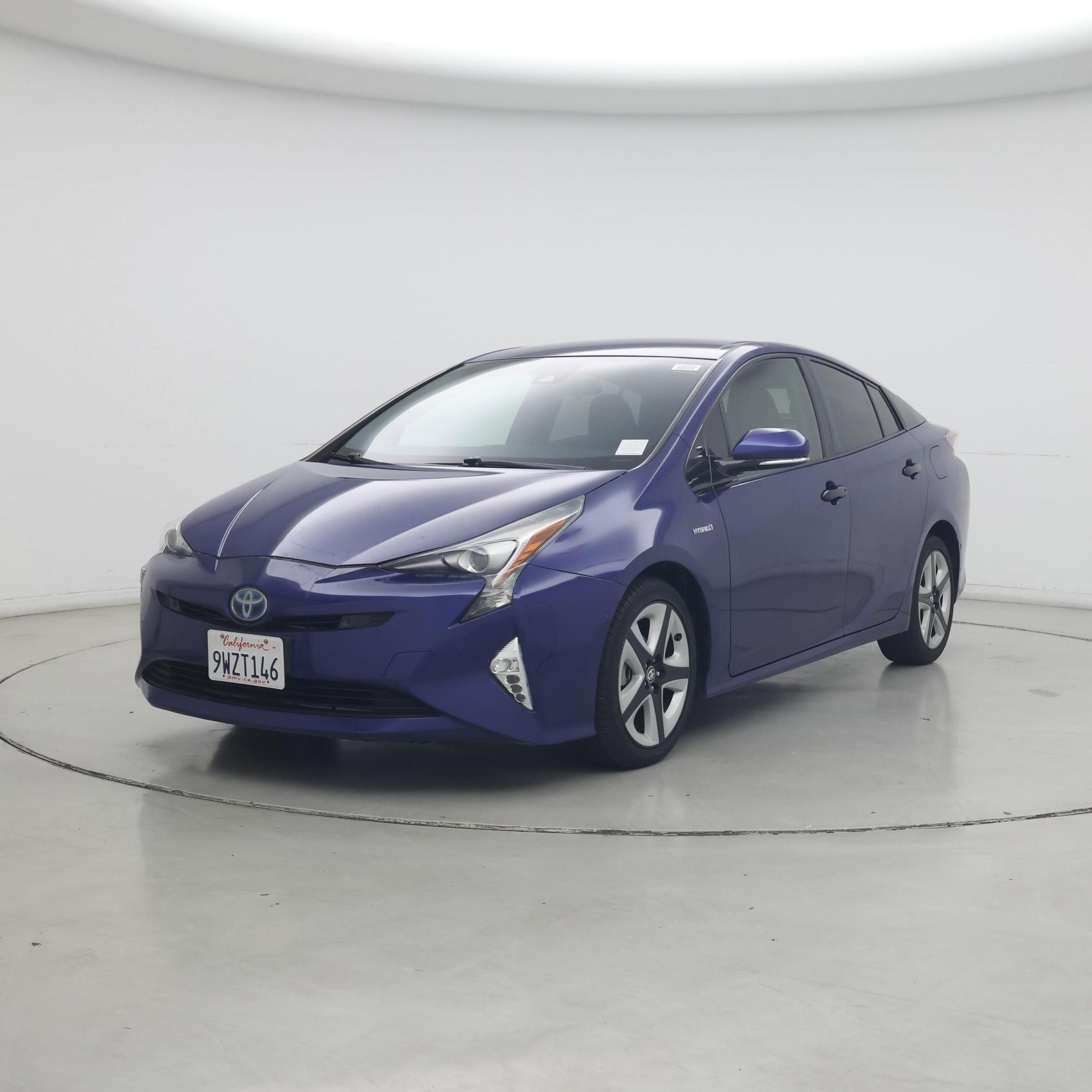Thumbnail: 2018 Toyota Prius - 4