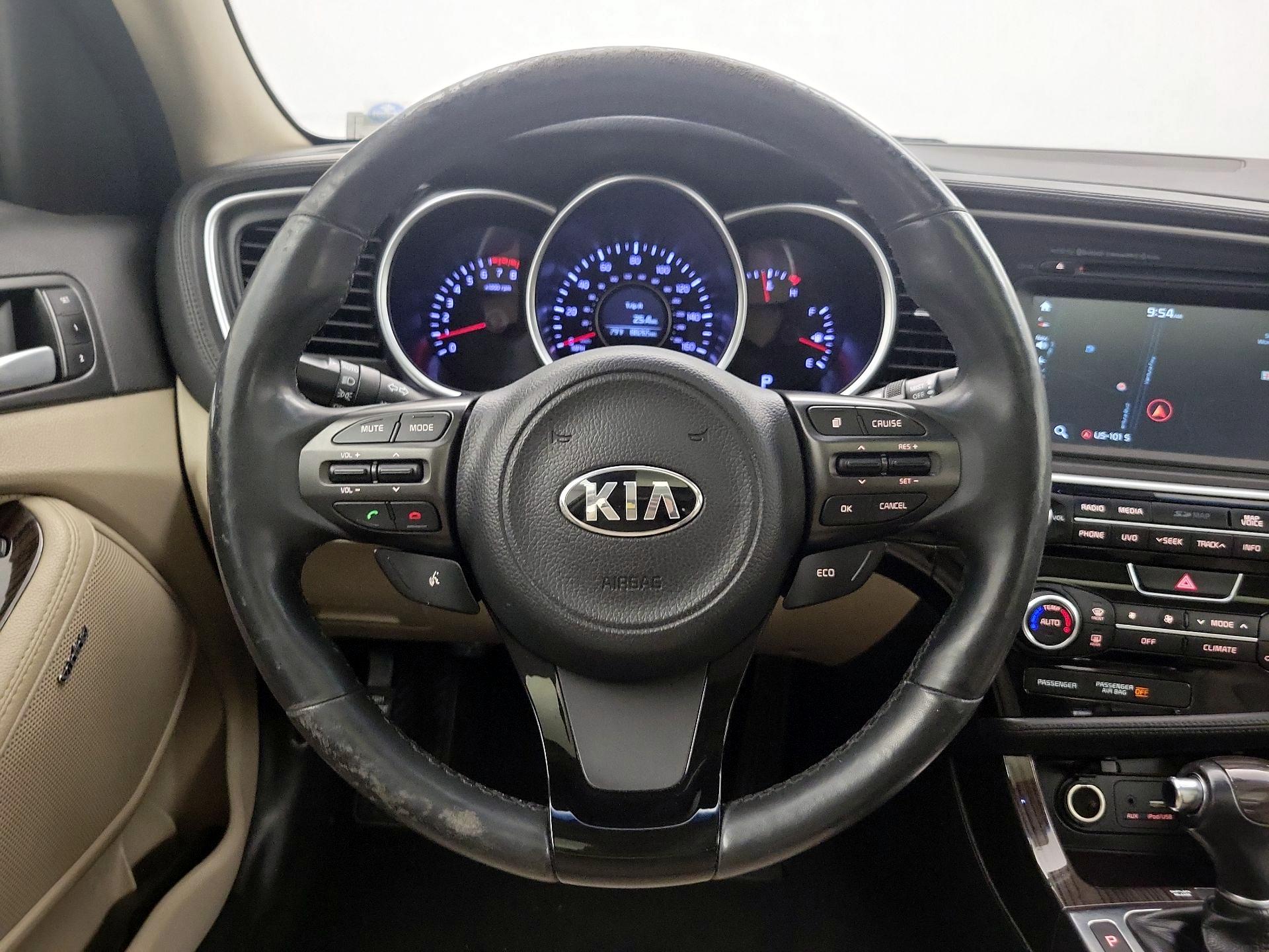 Thumbnail: 2015 Kia Optima - 10