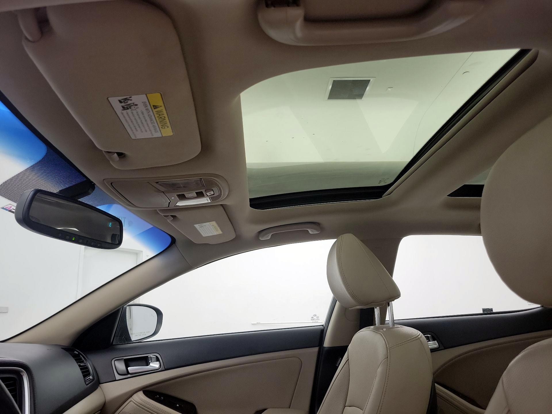 Thumbnail: 2015 Kia Optima - 20