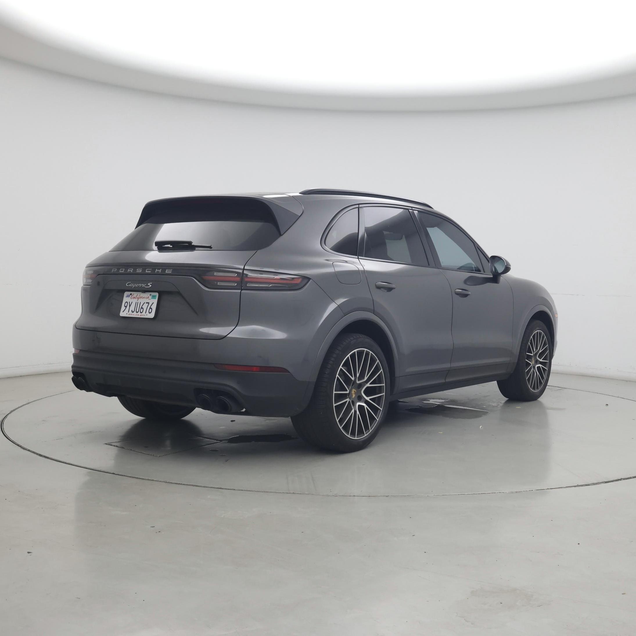 Thumbnail: 2019 Porsche Cayenne - 8