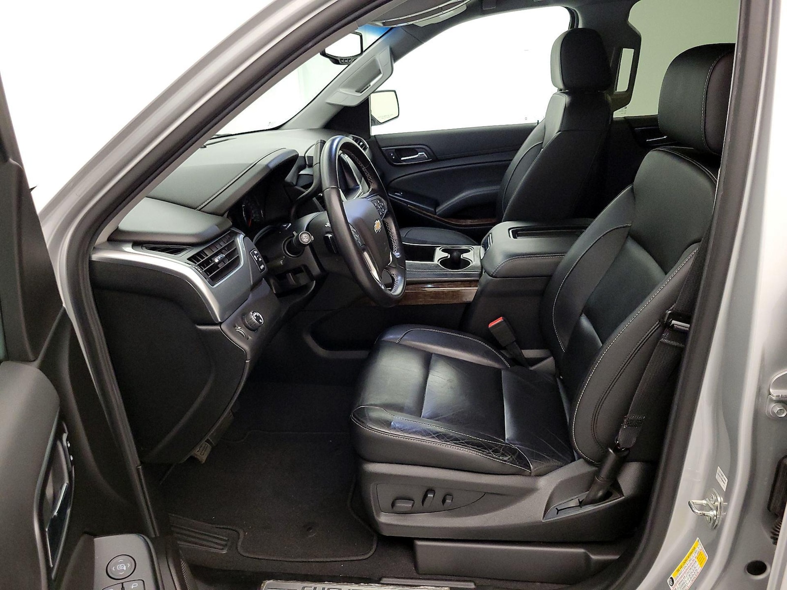 2020 Chevrolet Tahoe LT - Photo 12
