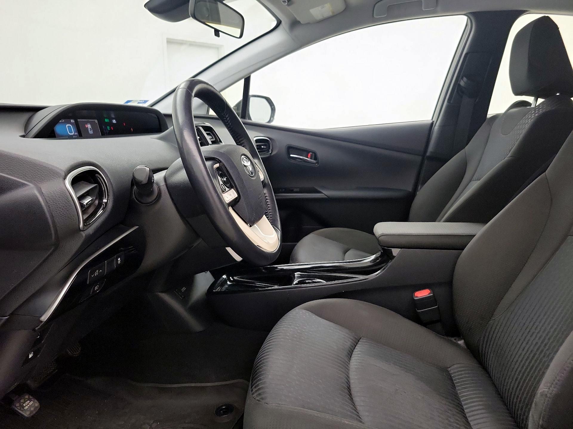 Thumbnail: 2019 Toyota Prius Prime - 11