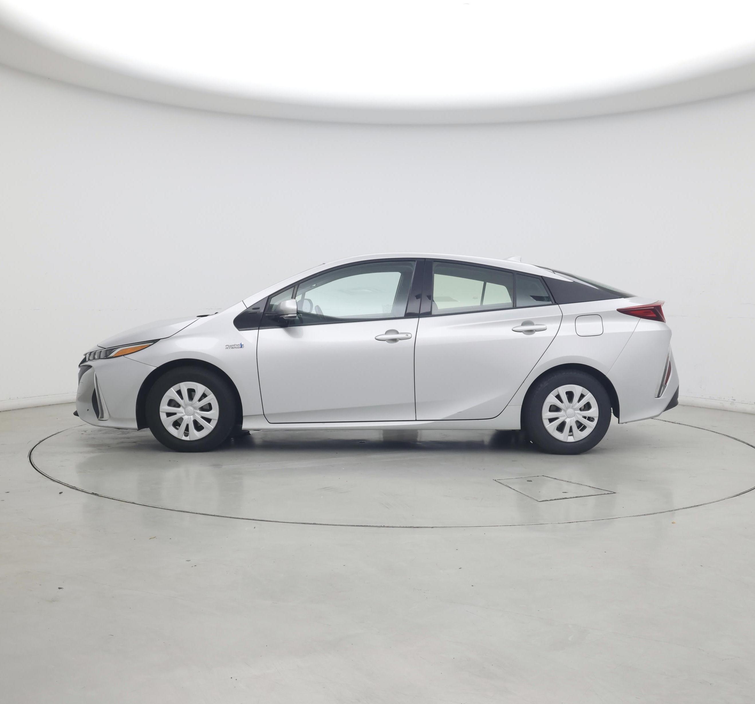Thumbnail: 2019 Toyota Prius Prime - 3