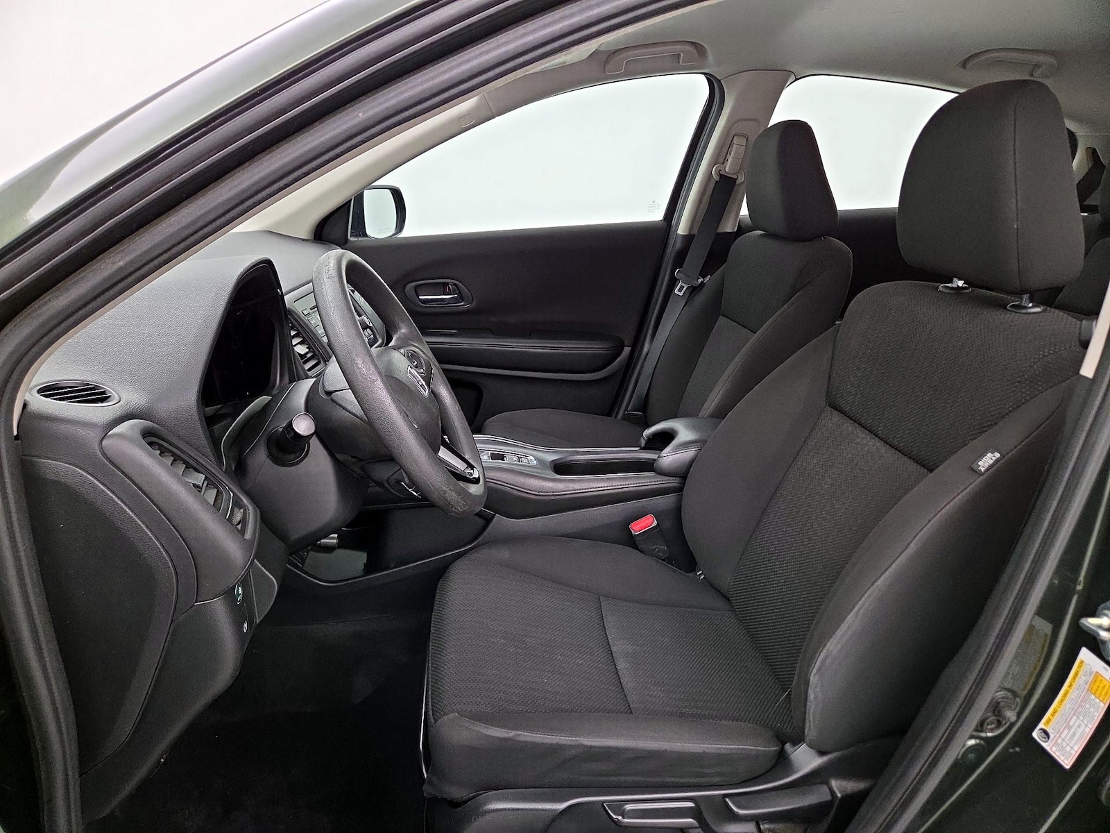 2017 Honda HR-V LX - Photo 12