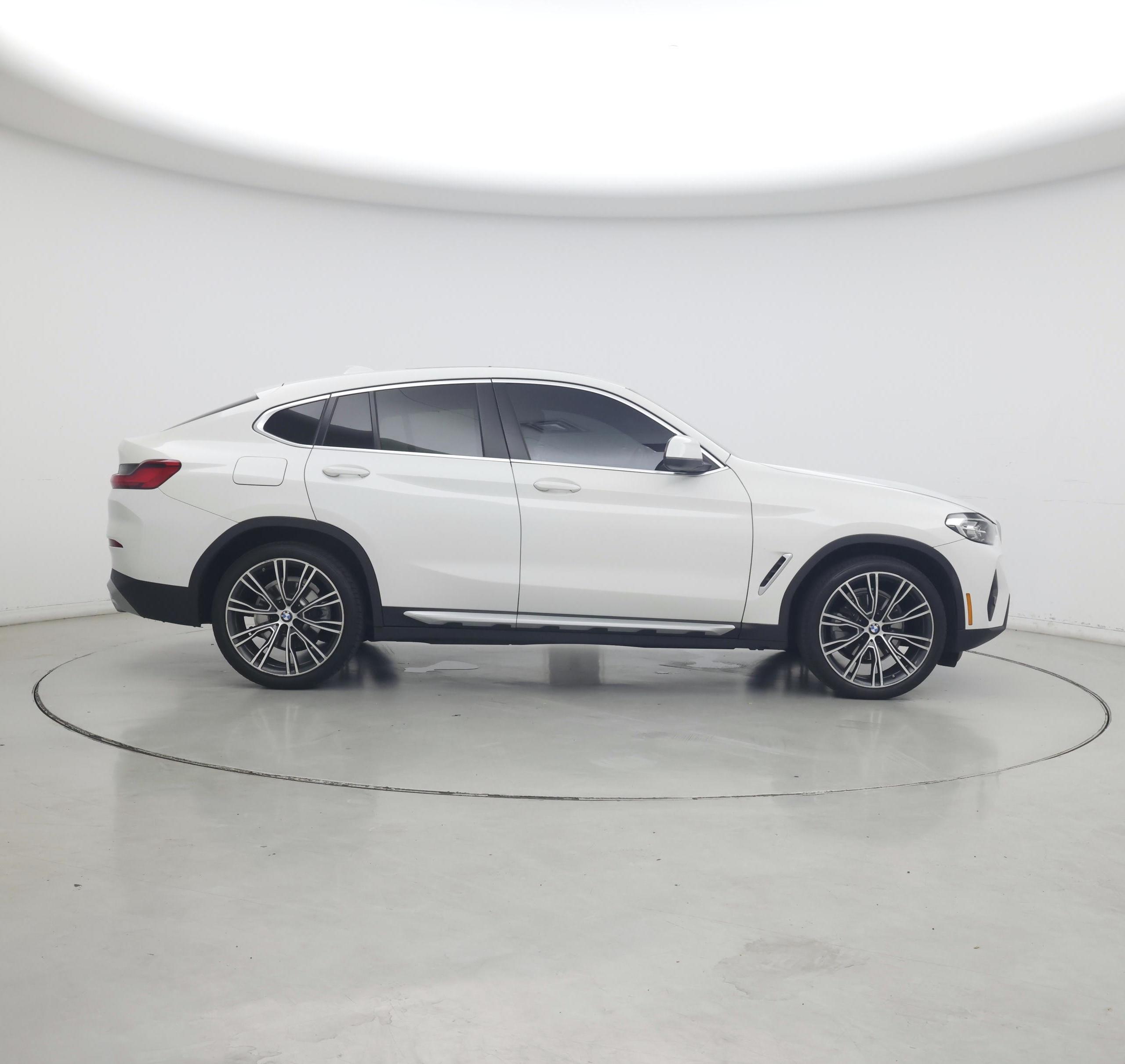 Thumbnail: 2022 BMW X4 - 7
