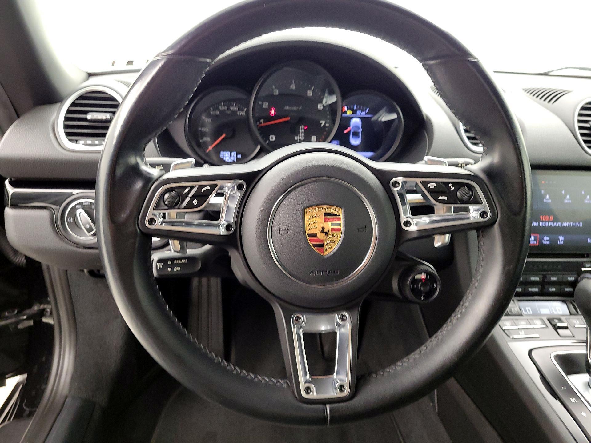 Thumbnail: 2023 Porsche 718 Boxster - 10
