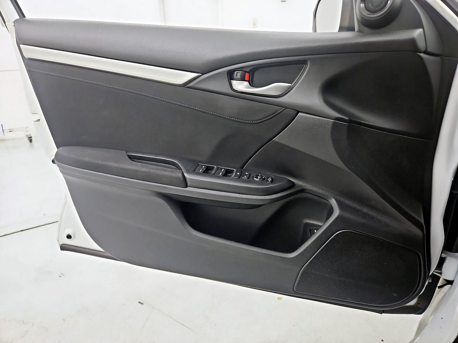 2018 Honda Civic EX - Photo 13