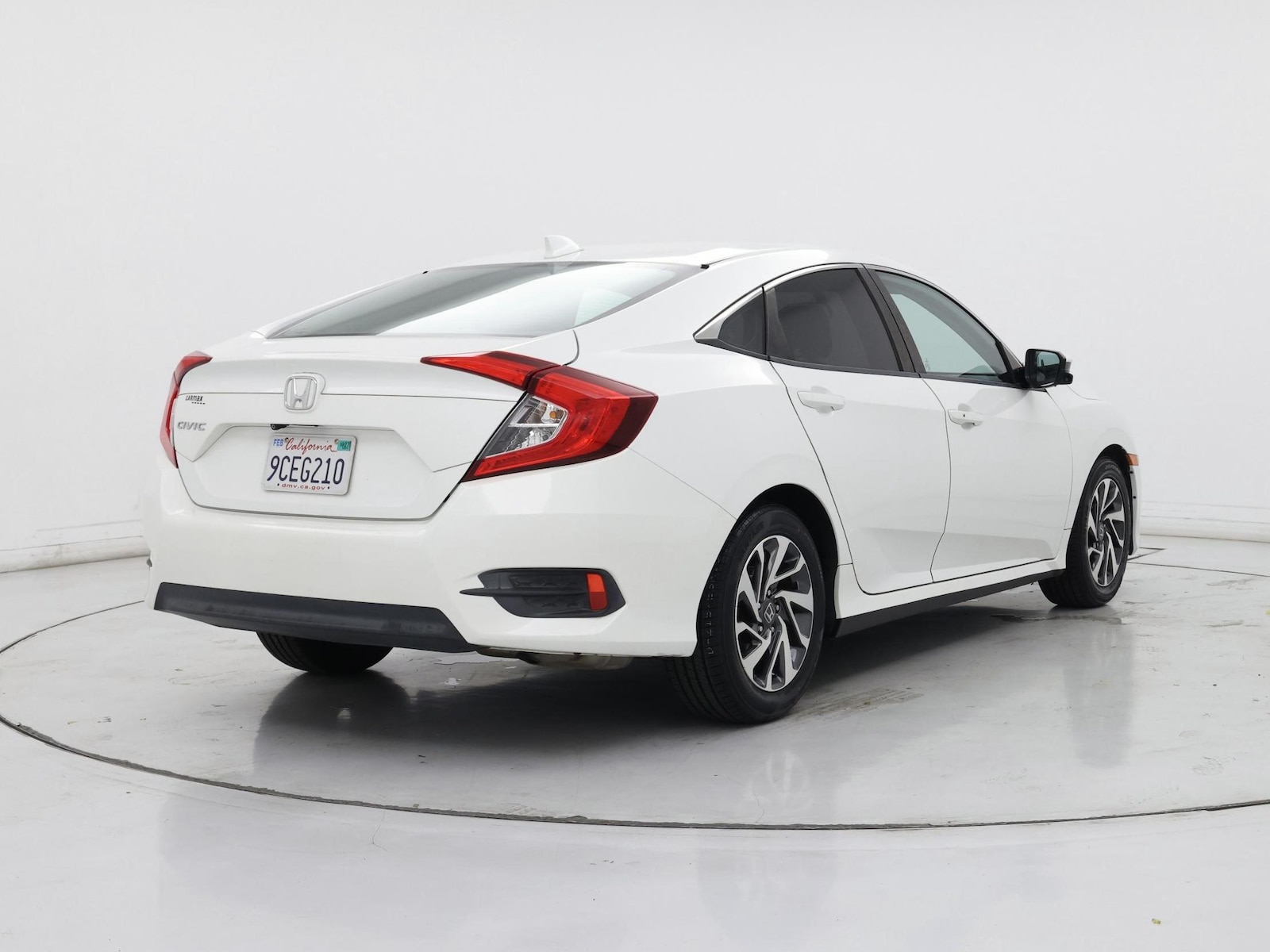 2018 Honda Civic EX - Photo 9