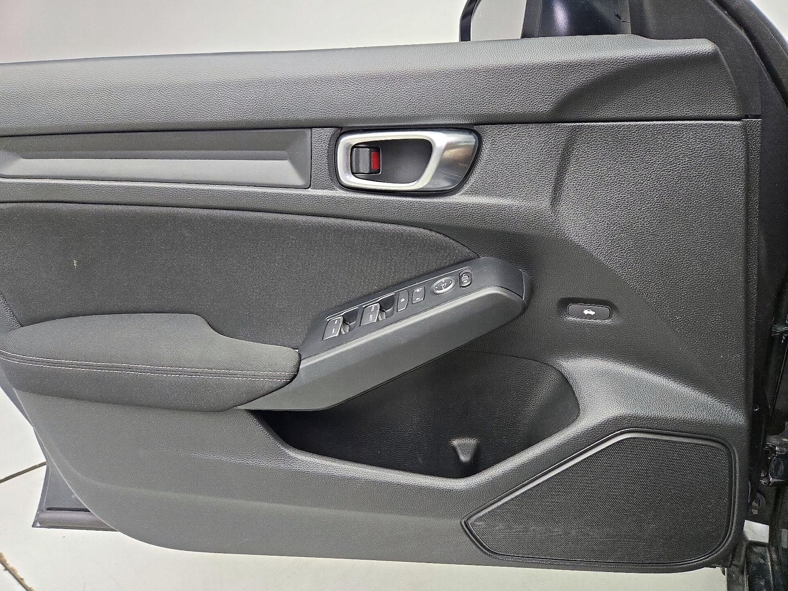 2025 Honda Civic Sport - Photo 13