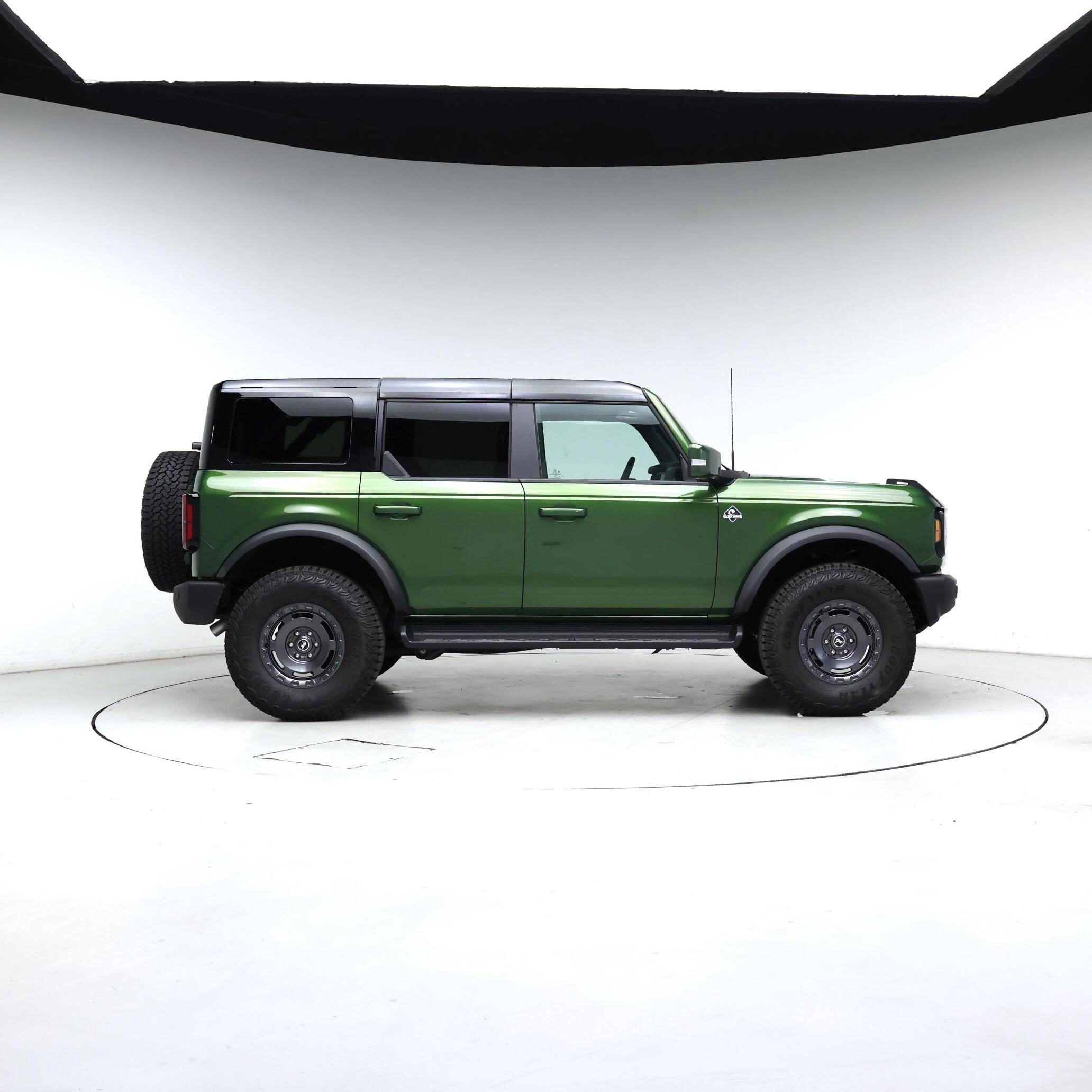 Thumbnail: 2025 Ford Bronco - 7