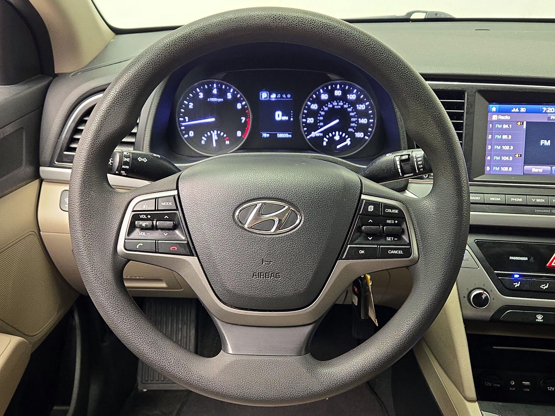 Thumbnail: 2018 Hyundai Elantra - 10
