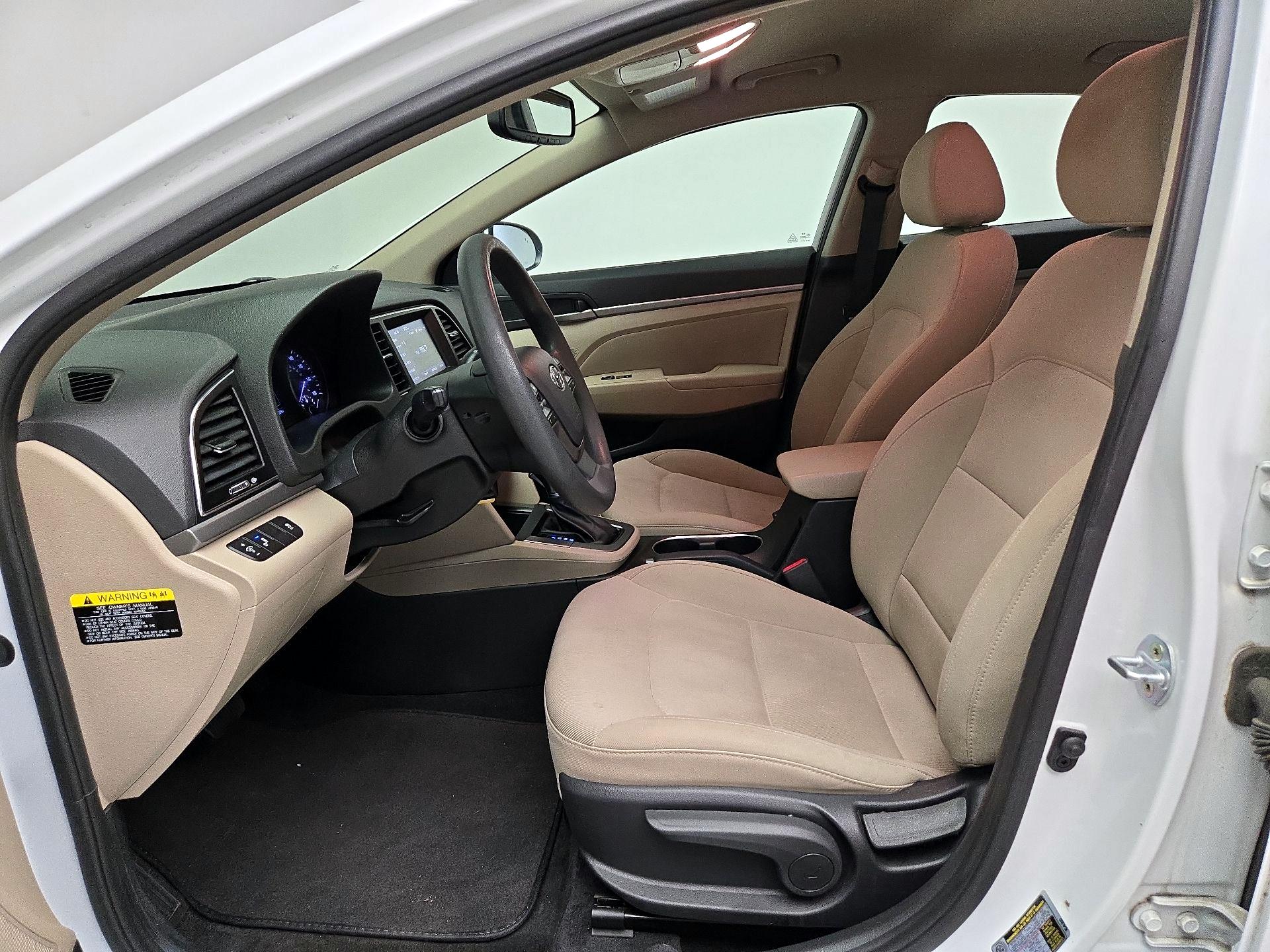 Thumbnail: 2018 Hyundai Elantra - 11