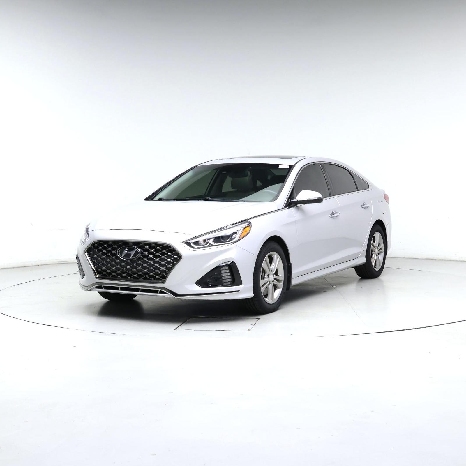 Thumbnail: 2019 Hyundai Sonata - 4