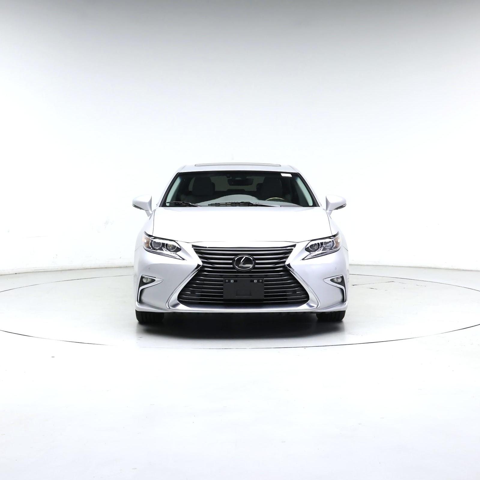 Thumbnail: 2017 Lexus ES - 5
