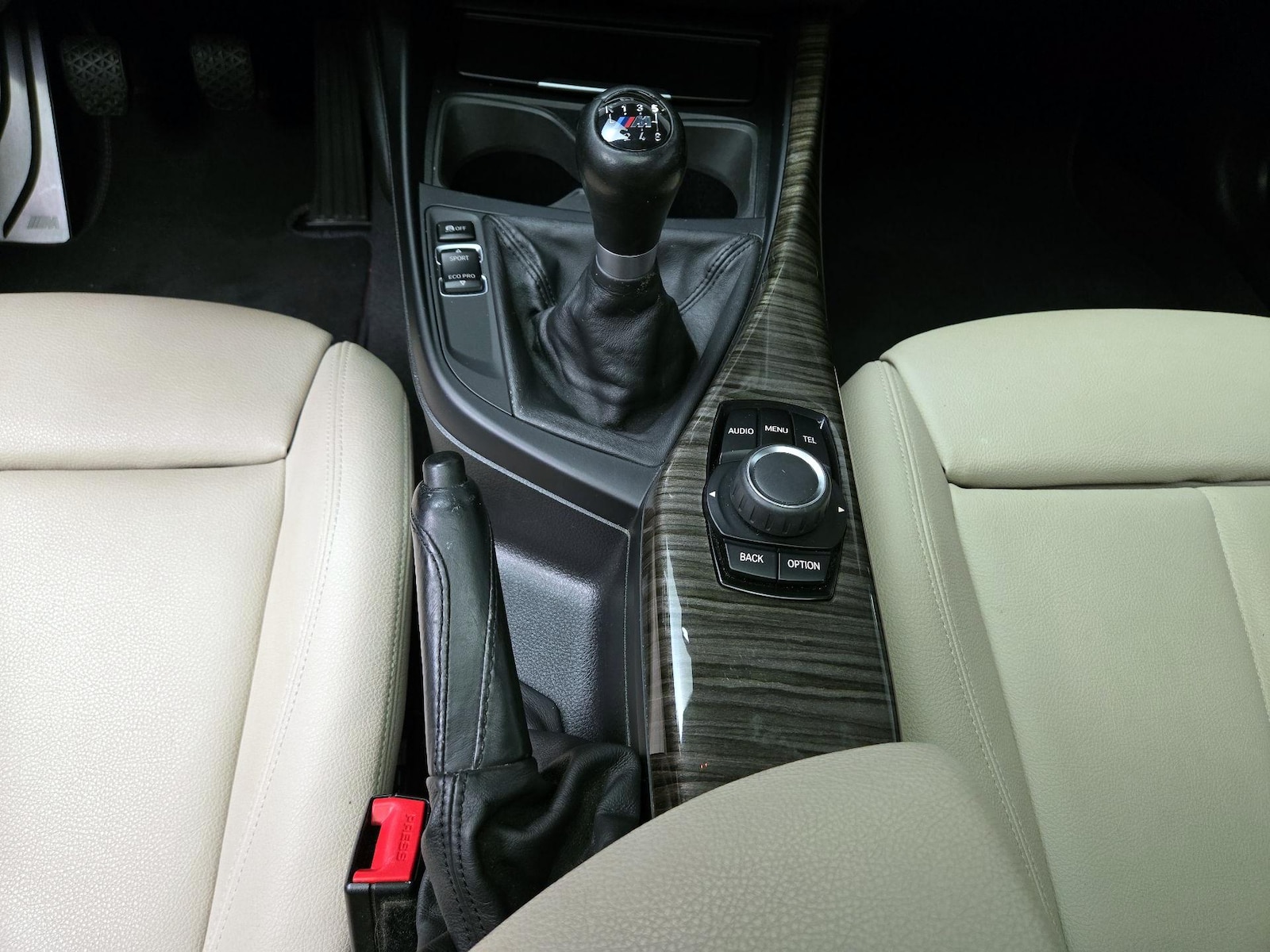 2016 BMW 2 Series 228i - Photo 17