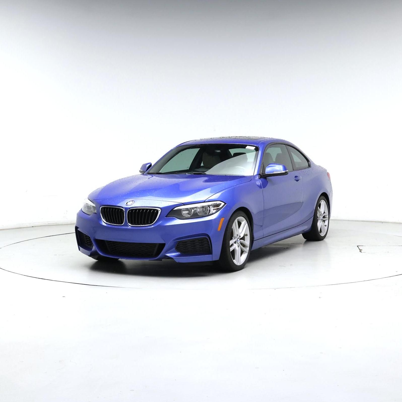 Thumbnail: 2016 BMW 2 Series - 4