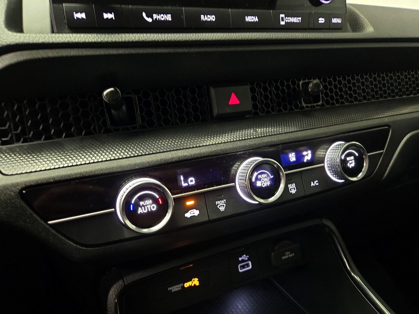 2024 Honda CR-V LX - Photo 17