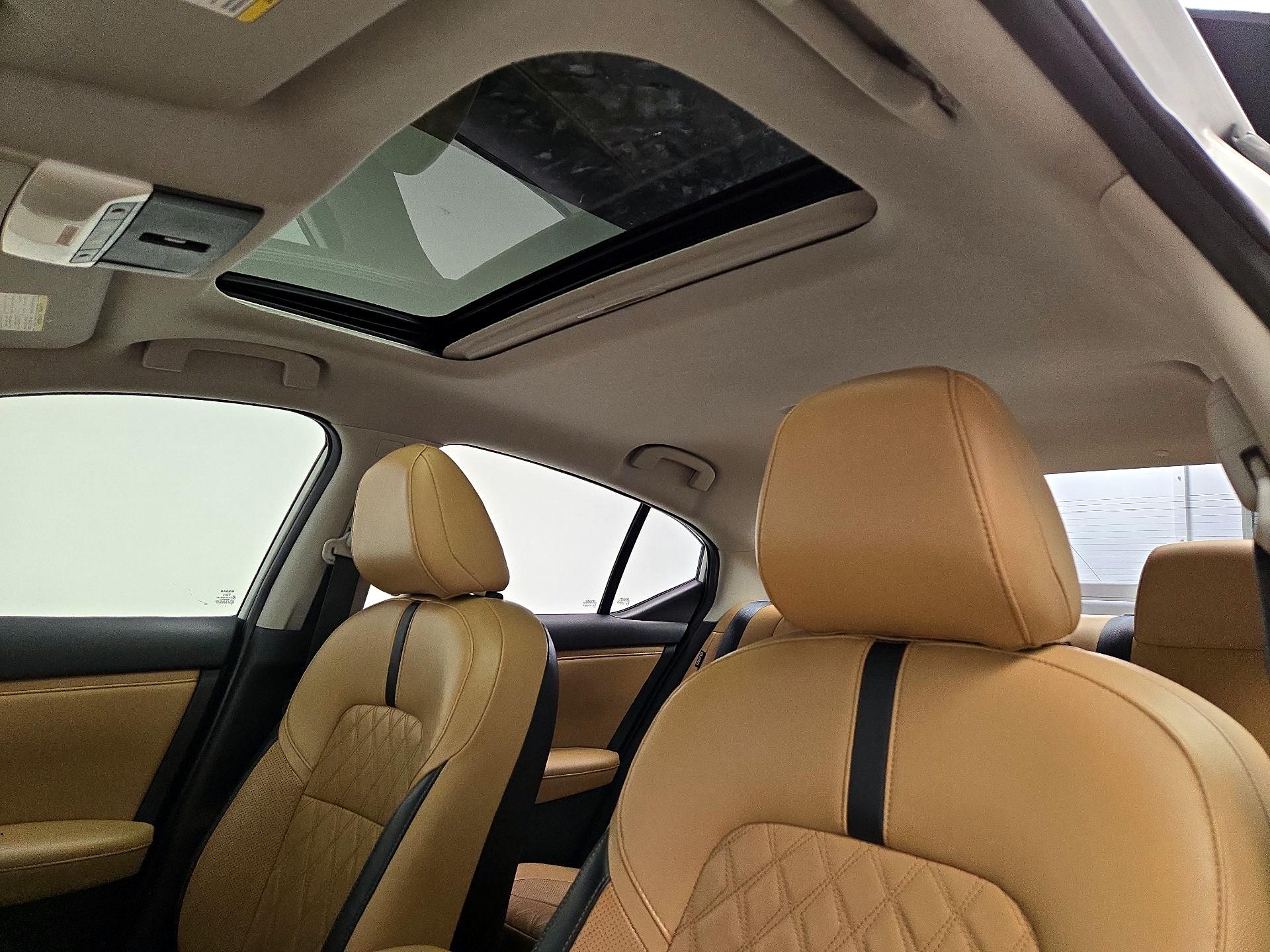 Thumbnail: 2021 Nissan Sentra - 19