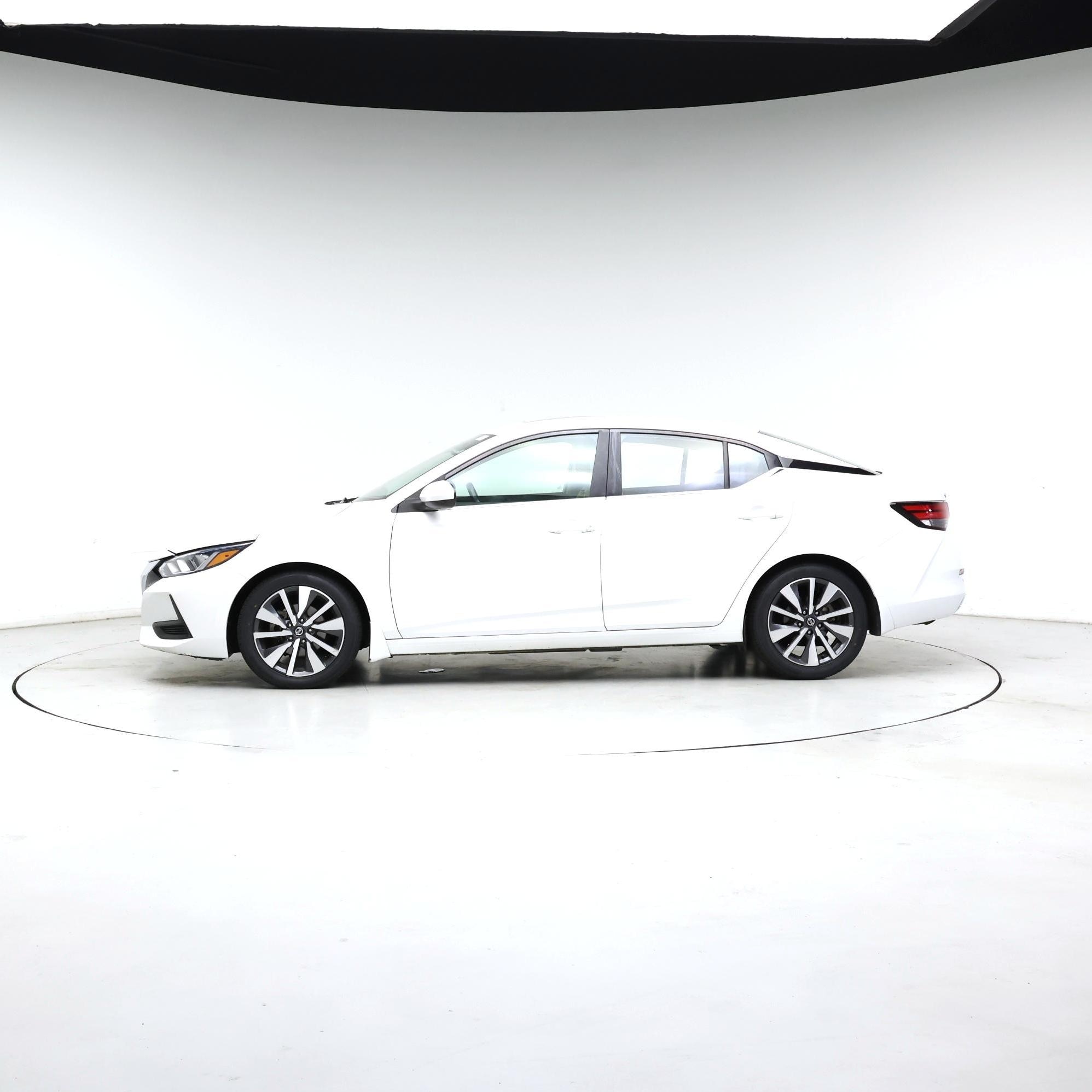 Thumbnail: 2021 Nissan Sentra - 3