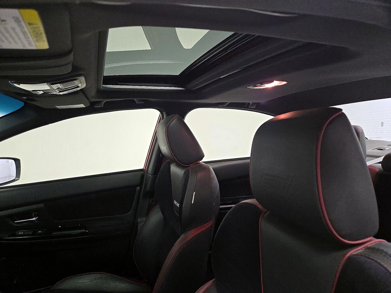 Sunroof(s) & Overhead Airbags