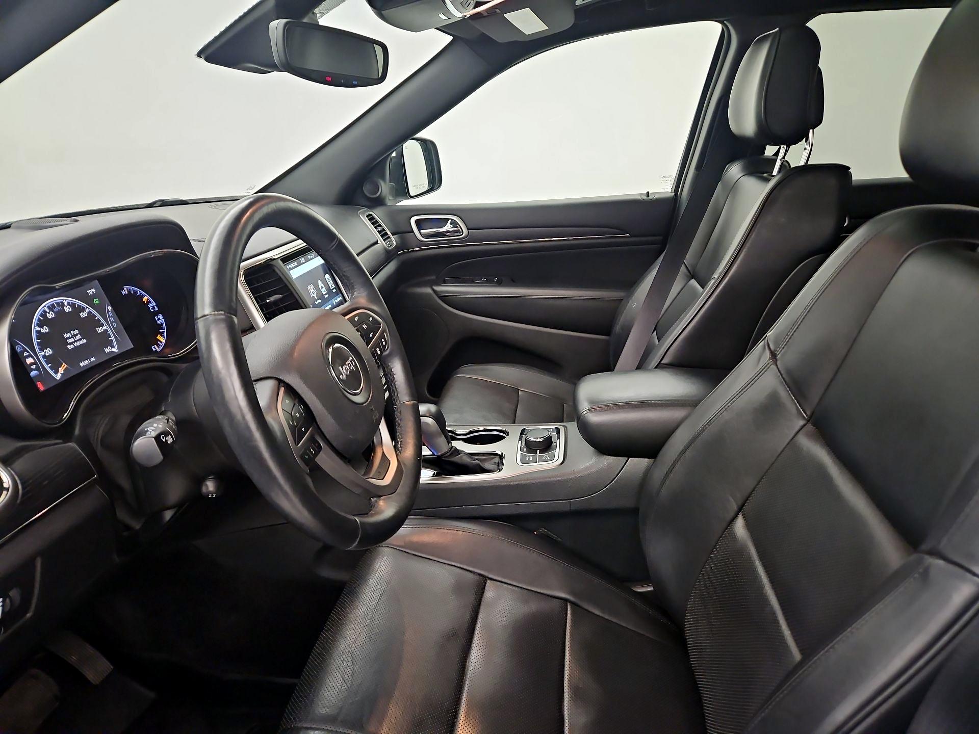 Thumbnail: 2018 Jeep Grand Cherokee - 11