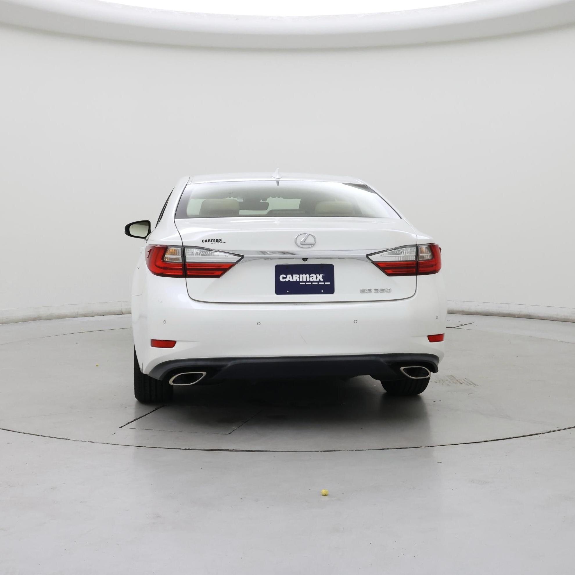 Thumbnail: 2017 Lexus ES - 6