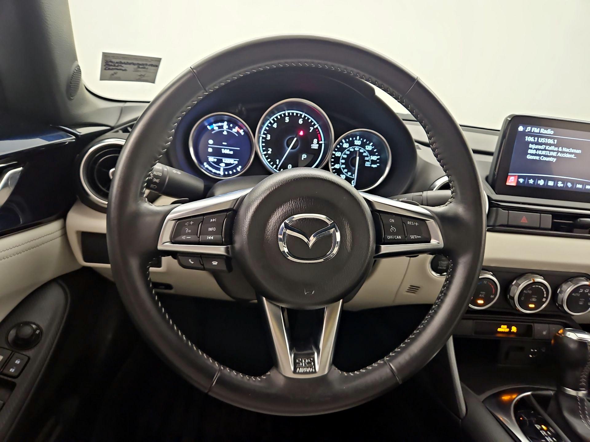 Thumbnail: 2021 Mazda MX-5 Miata - 10