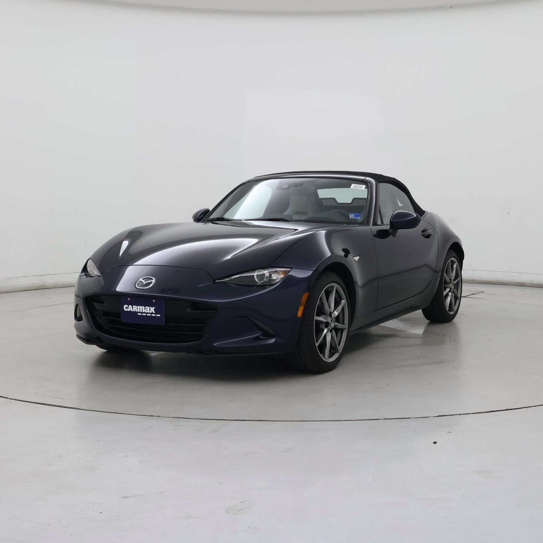 Thumbnail: 2021 Mazda MX-5 Miata - 4