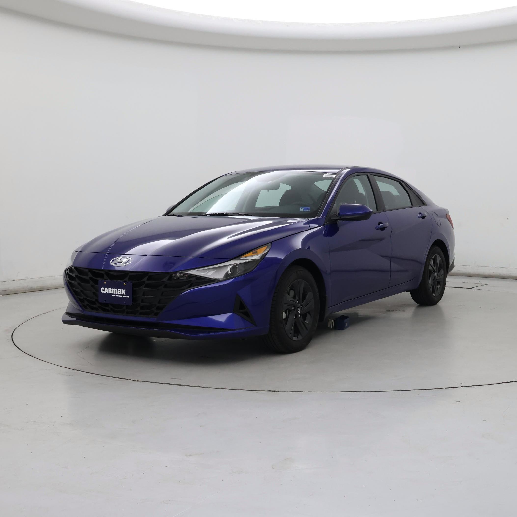 Thumbnail: 2023 Hyundai Elantra - 4