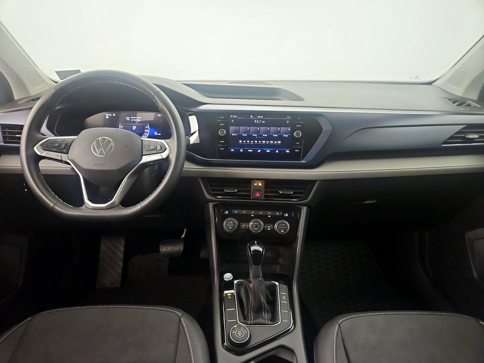 Thumbnail: 2024 Volkswagen Taos - 9