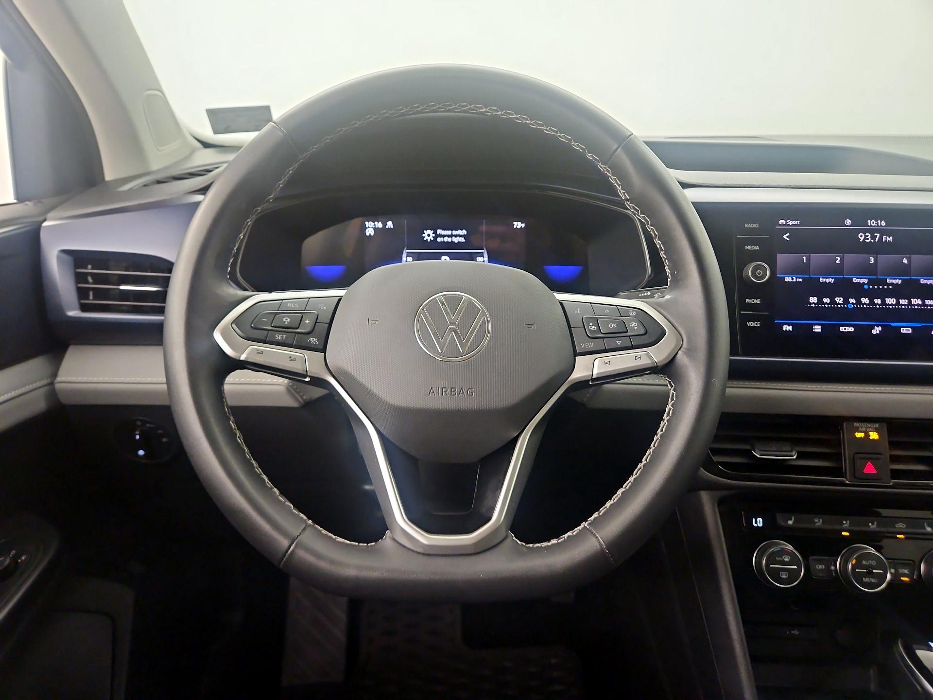 Thumbnail: 2024 Volkswagen Taos - 10