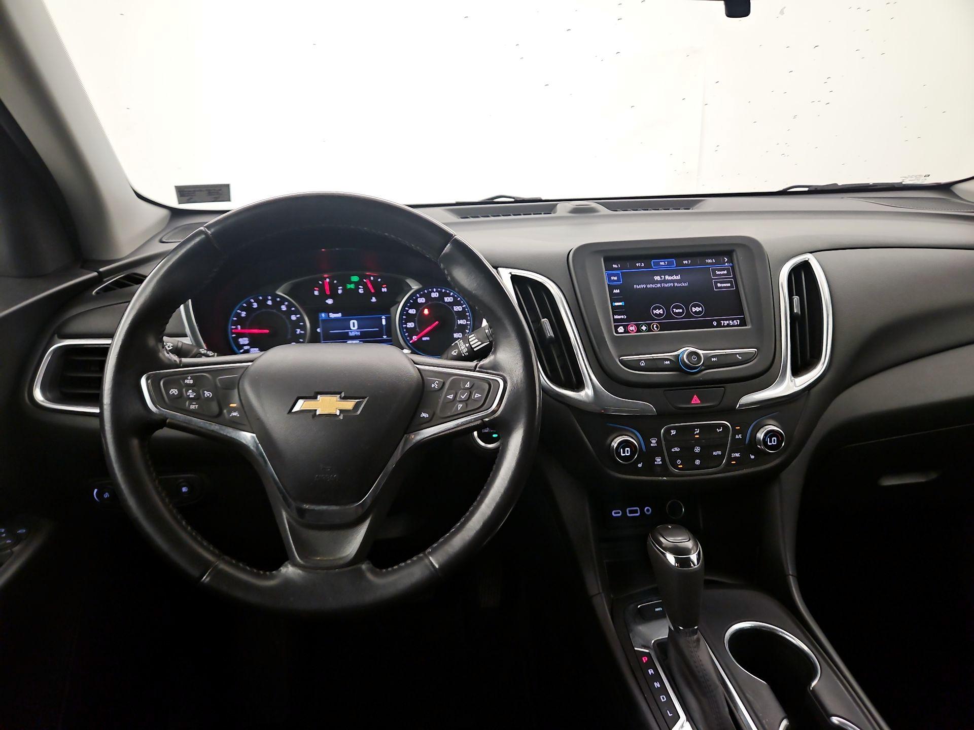 Thumbnail: 2020 Chevrolet Equinox - 10