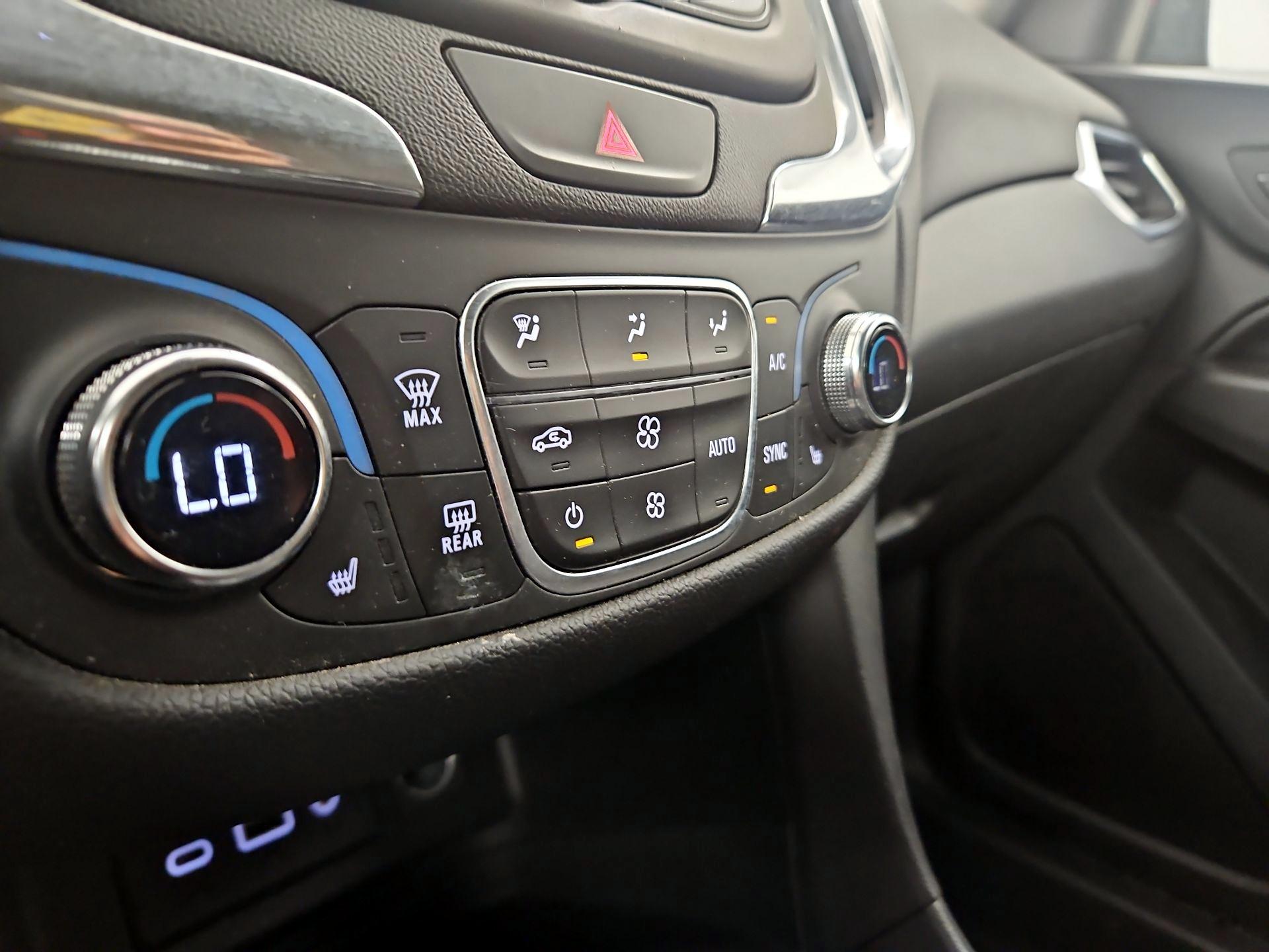 Thumbnail: 2020 Chevrolet Equinox - 16