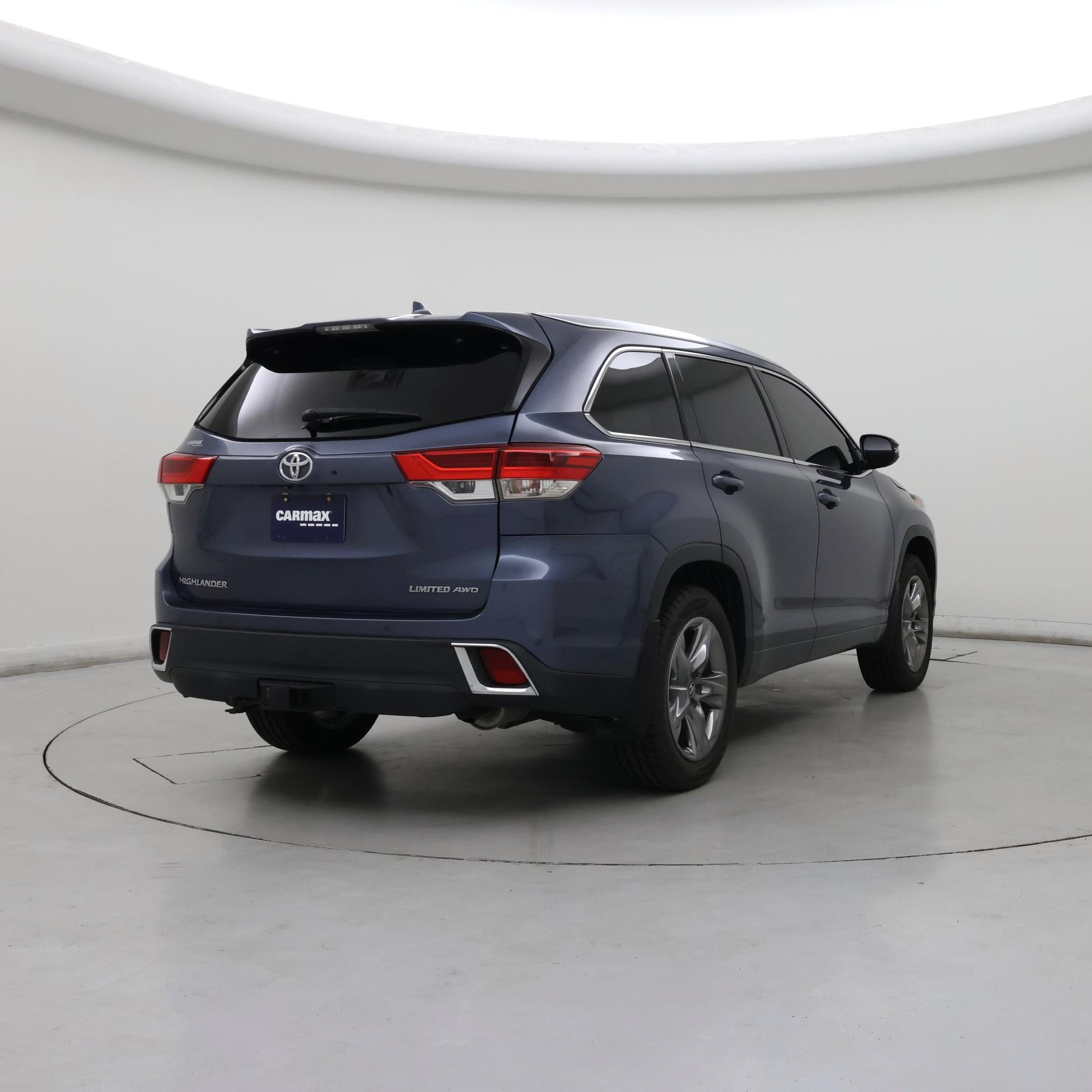Thumbnail: 2019 Toyota Highlander - 8