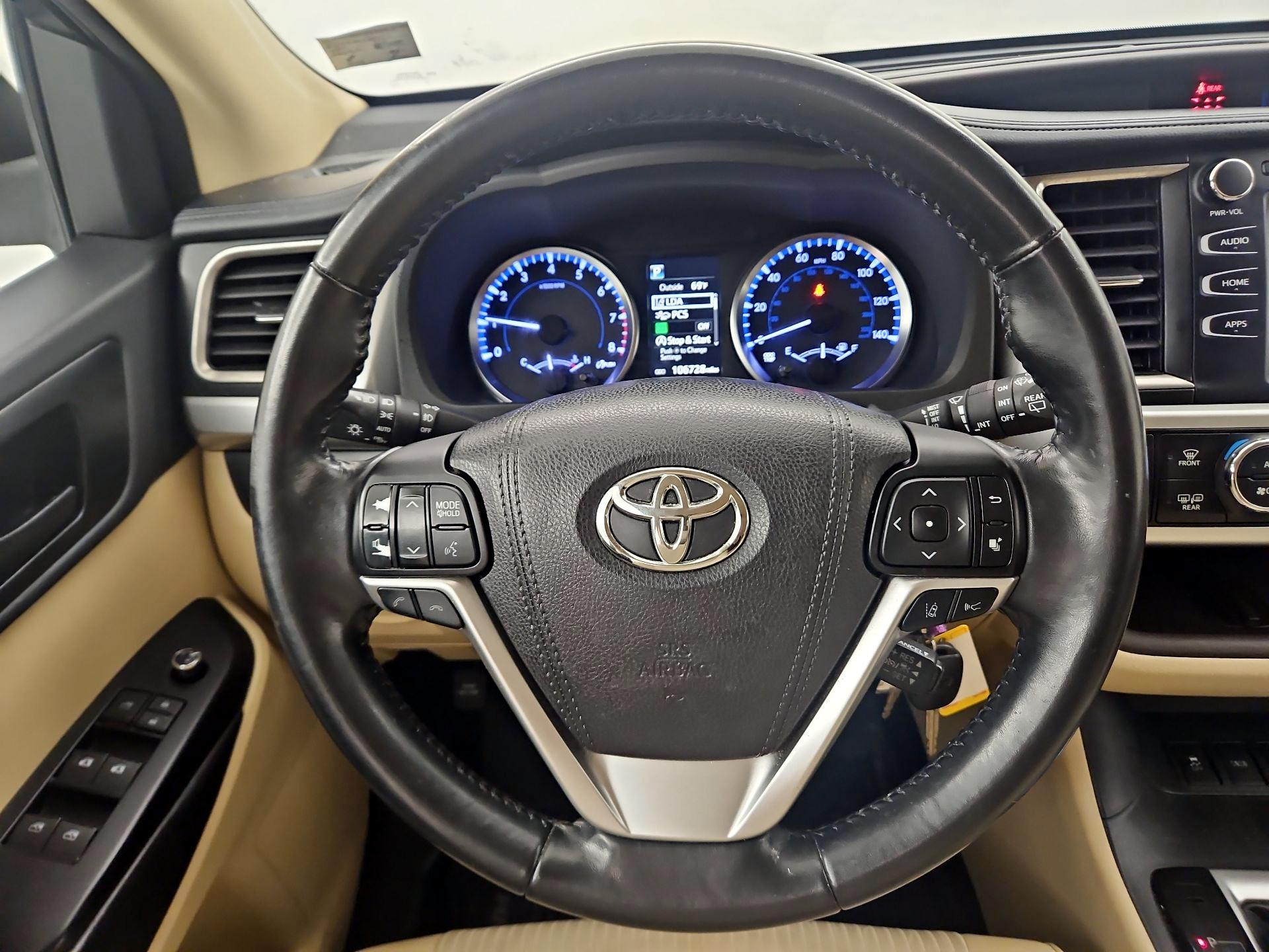 Thumbnail: 2018 Toyota Highlander - 10