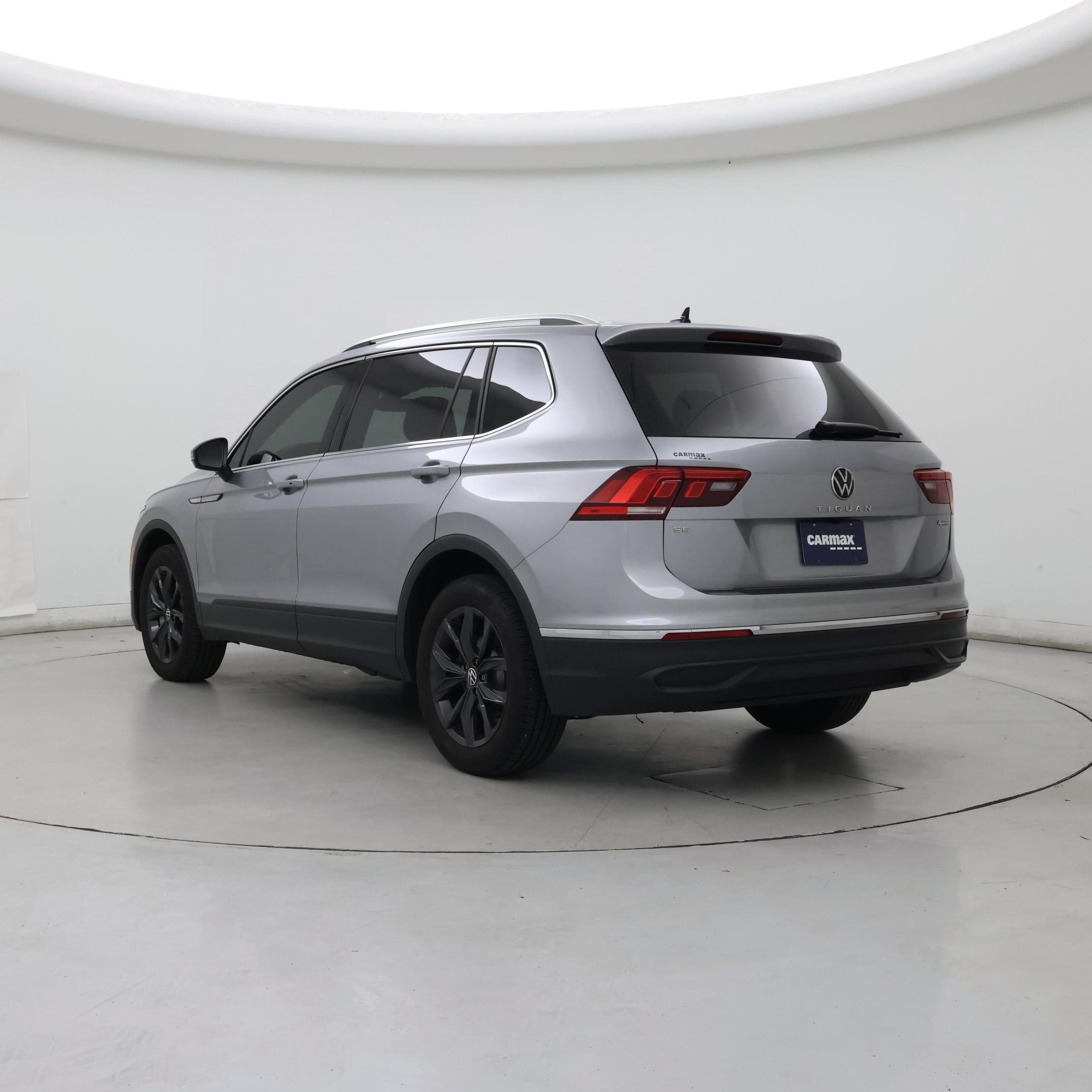 Thumbnail: 2024 Volkswagen Tiguan - 2