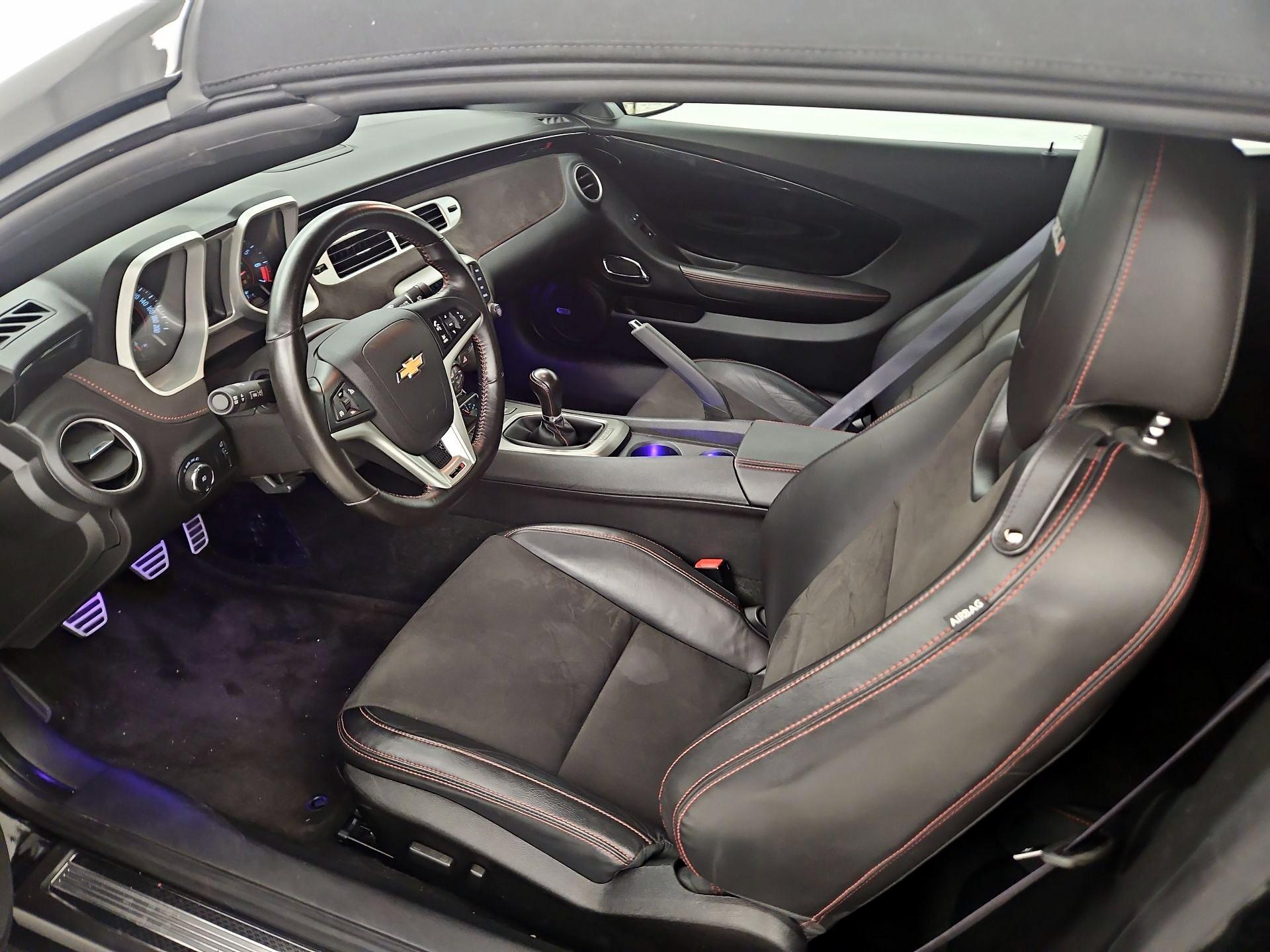 Thumbnail: 2015 Chevrolet Camaro - 11