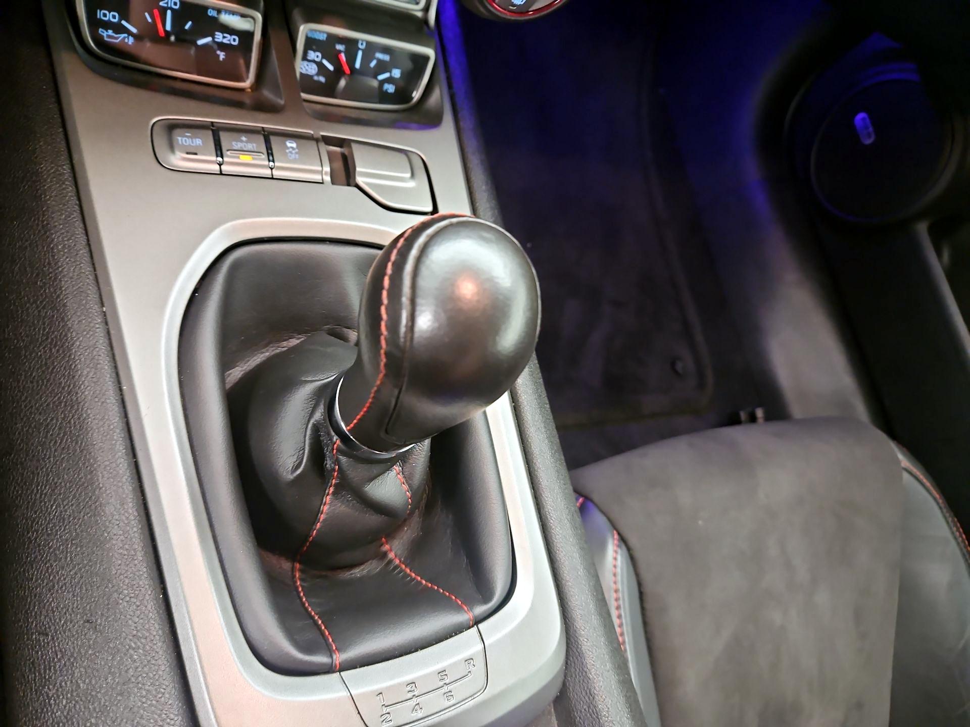 Thumbnail: 2015 Chevrolet Camaro - 16
