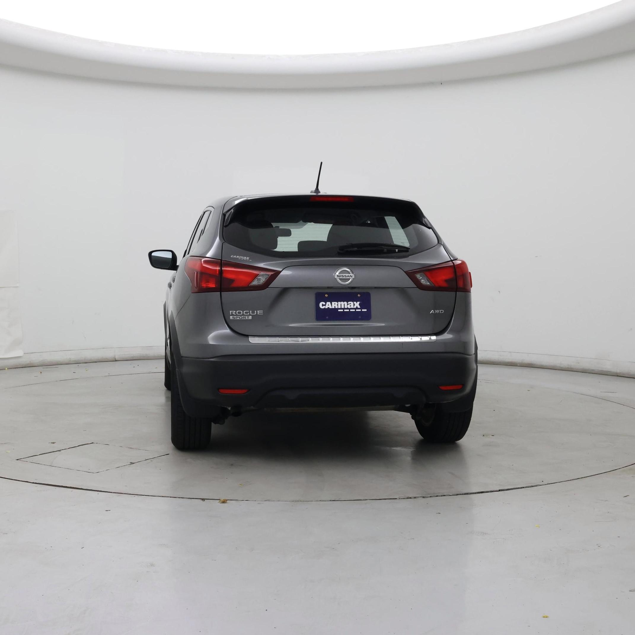 Thumbnail: 2018 Nissan Rogue Sport - 6
