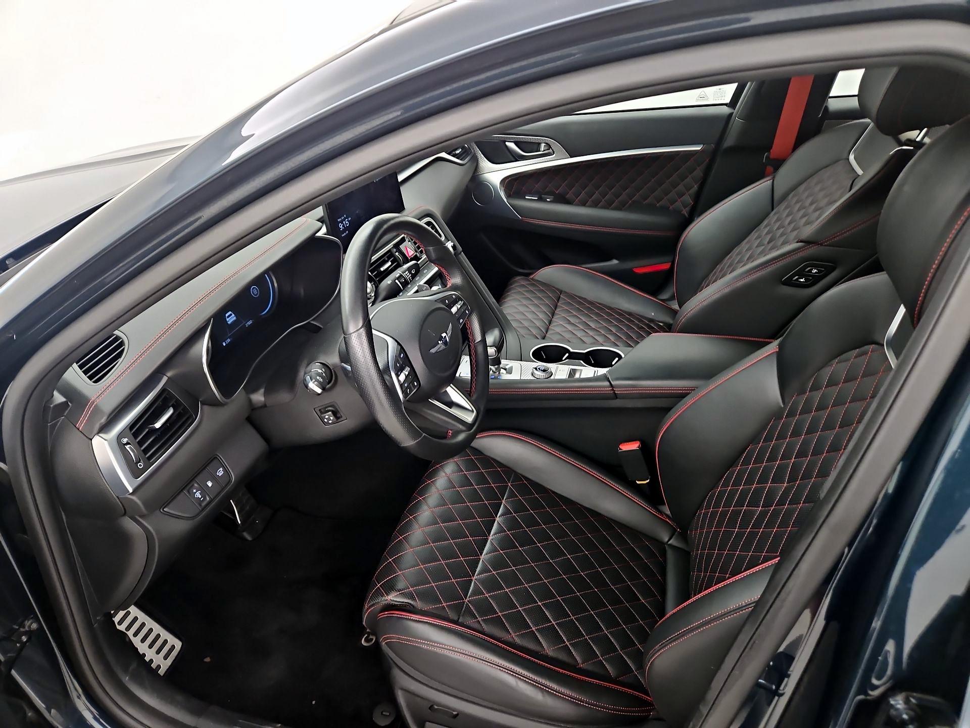 Thumbnail: 2023 Genesis G70 - 11