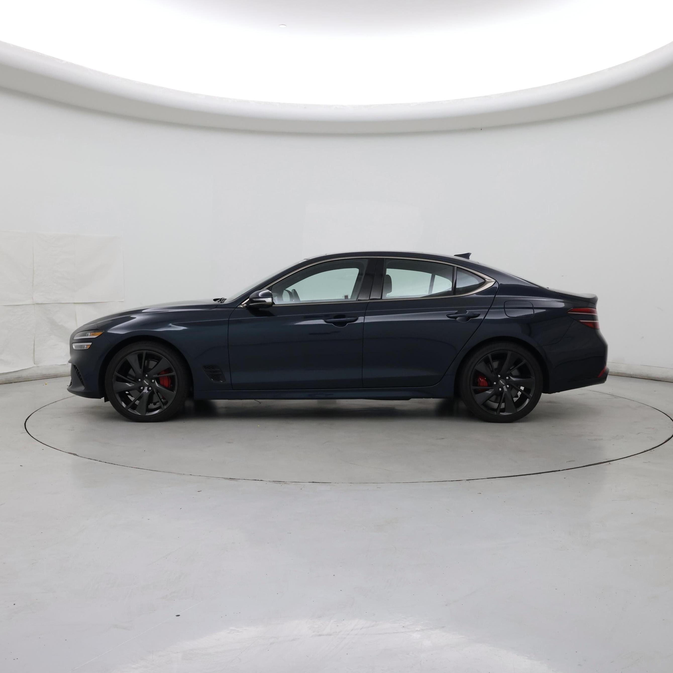 Thumbnail: 2023 Genesis G70 - 3