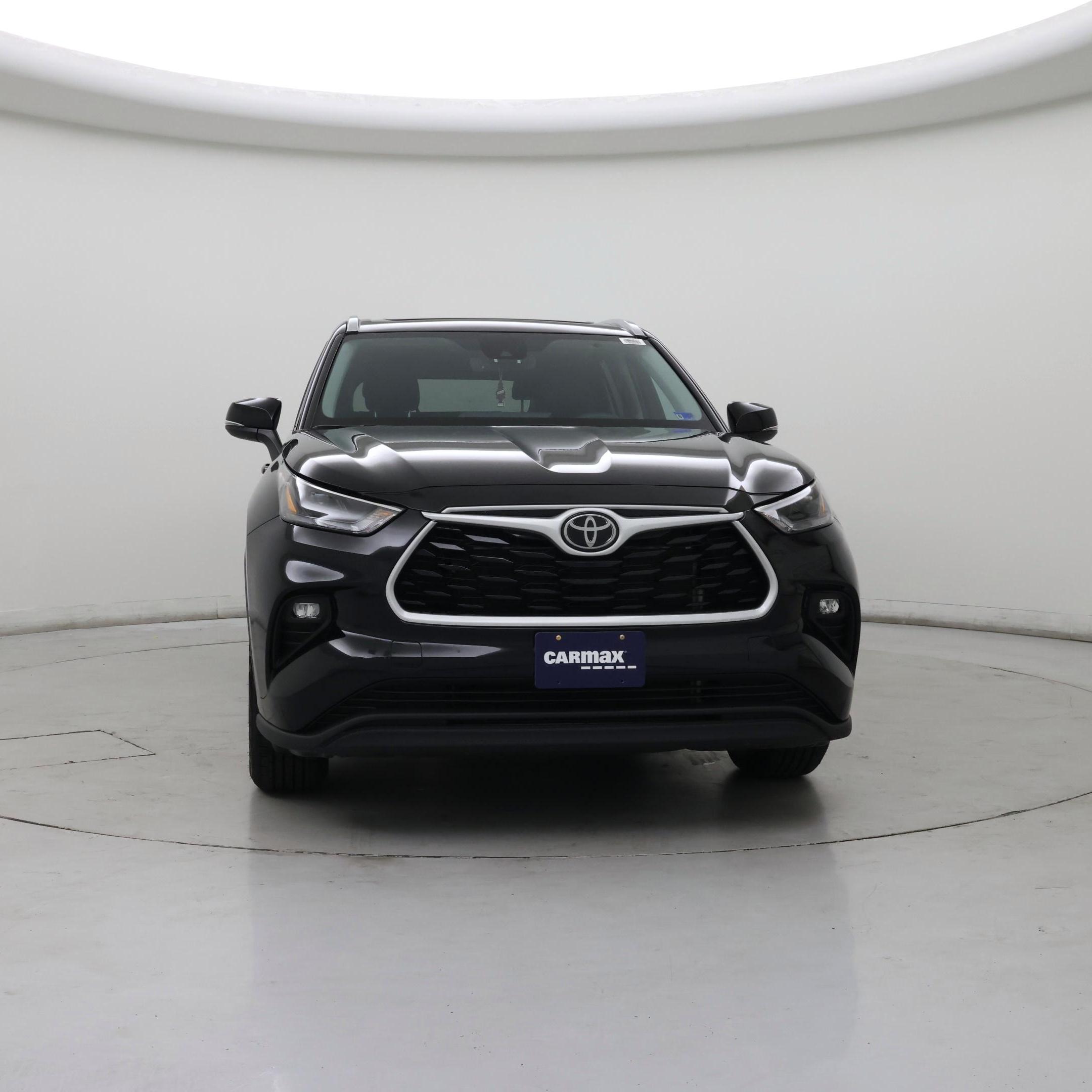 Thumbnail: 2023 Toyota Highlander - 5