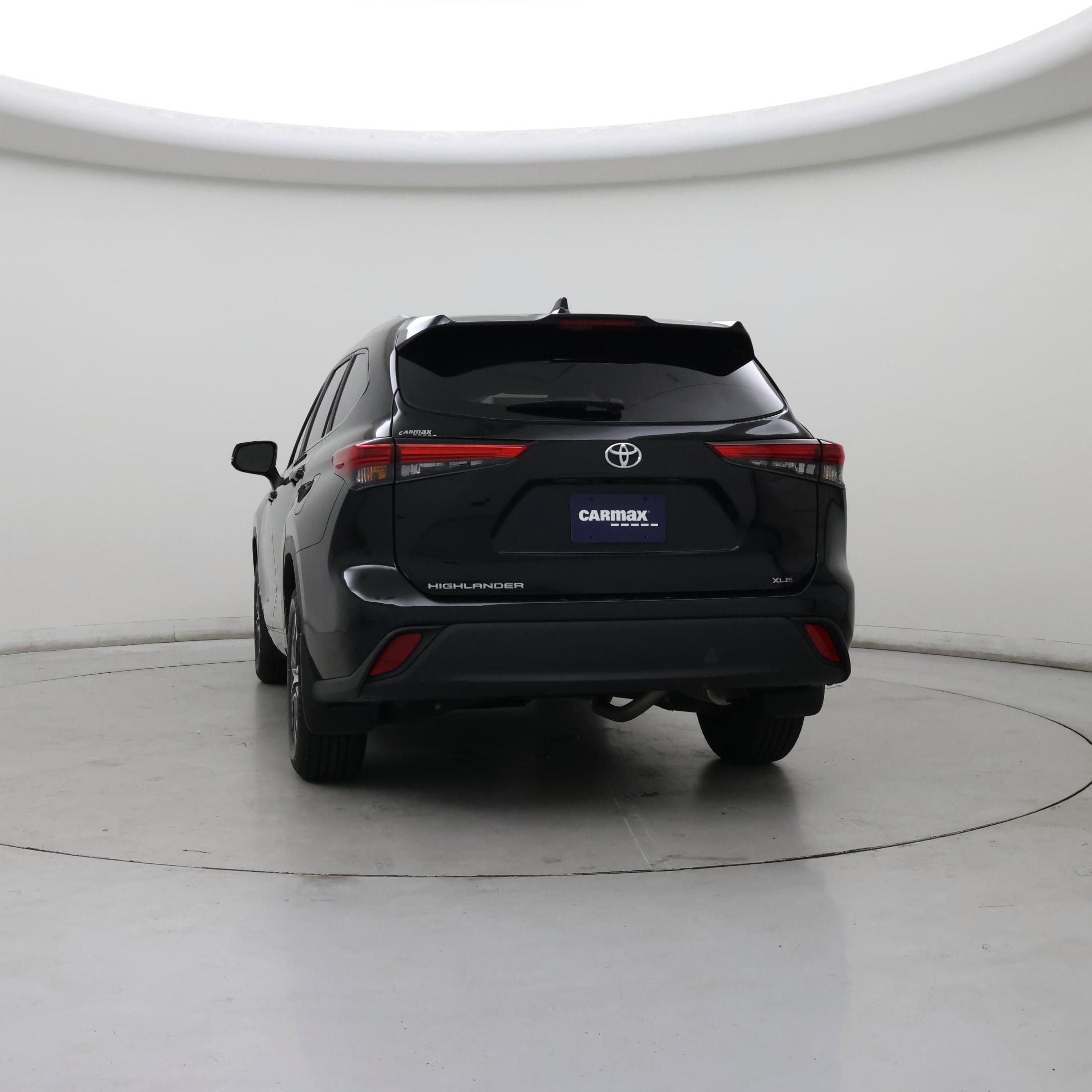 Thumbnail: 2023 Toyota Highlander - 6