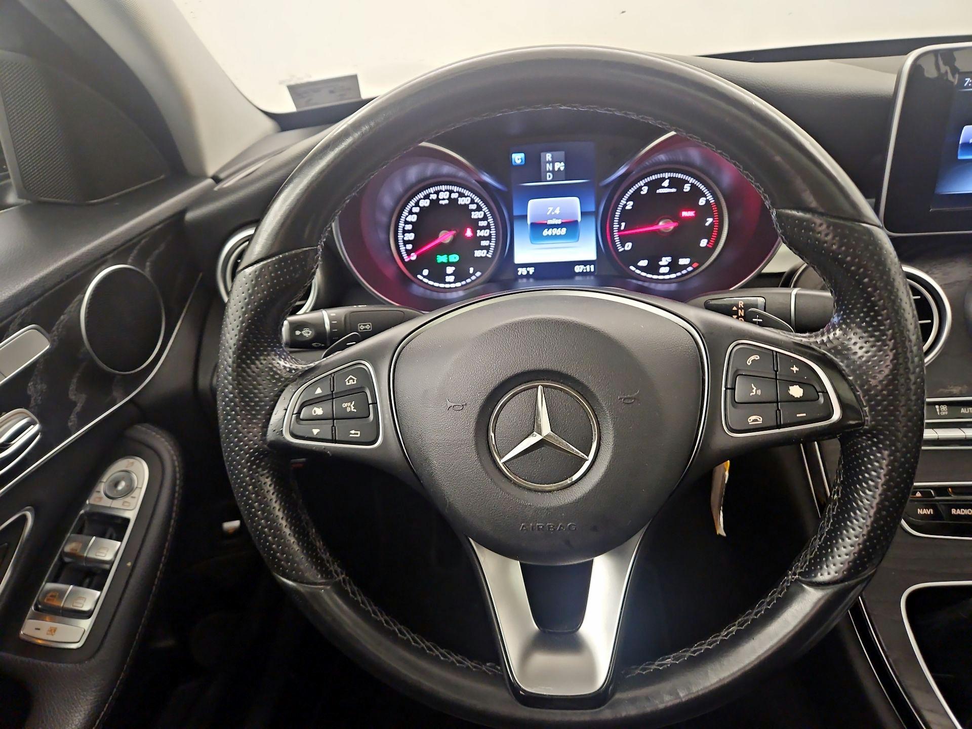 Thumbnail: 2016 Mercedes-Benz C-Class - 10