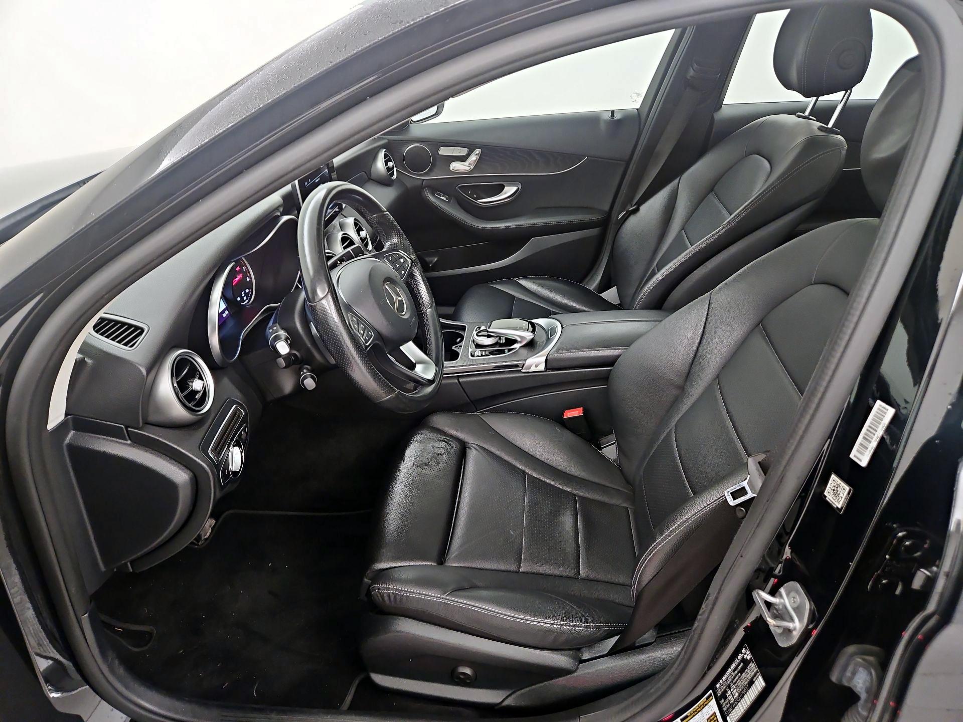Thumbnail: 2016 Mercedes-Benz C-Class - 11