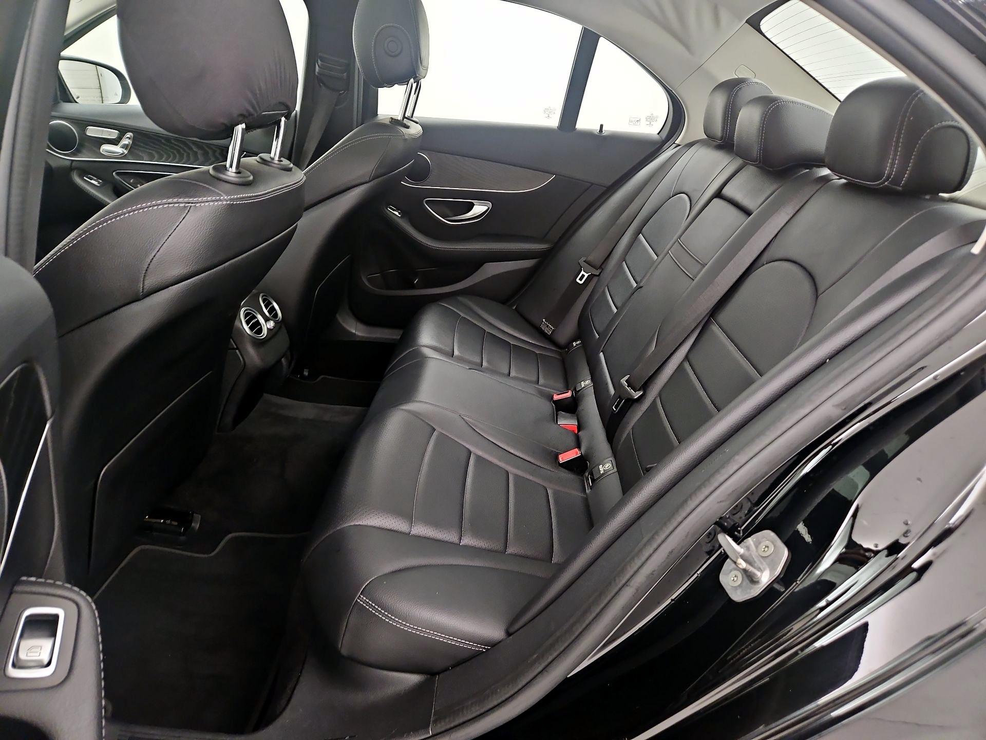 Thumbnail: 2016 Mercedes-Benz C-Class - 20