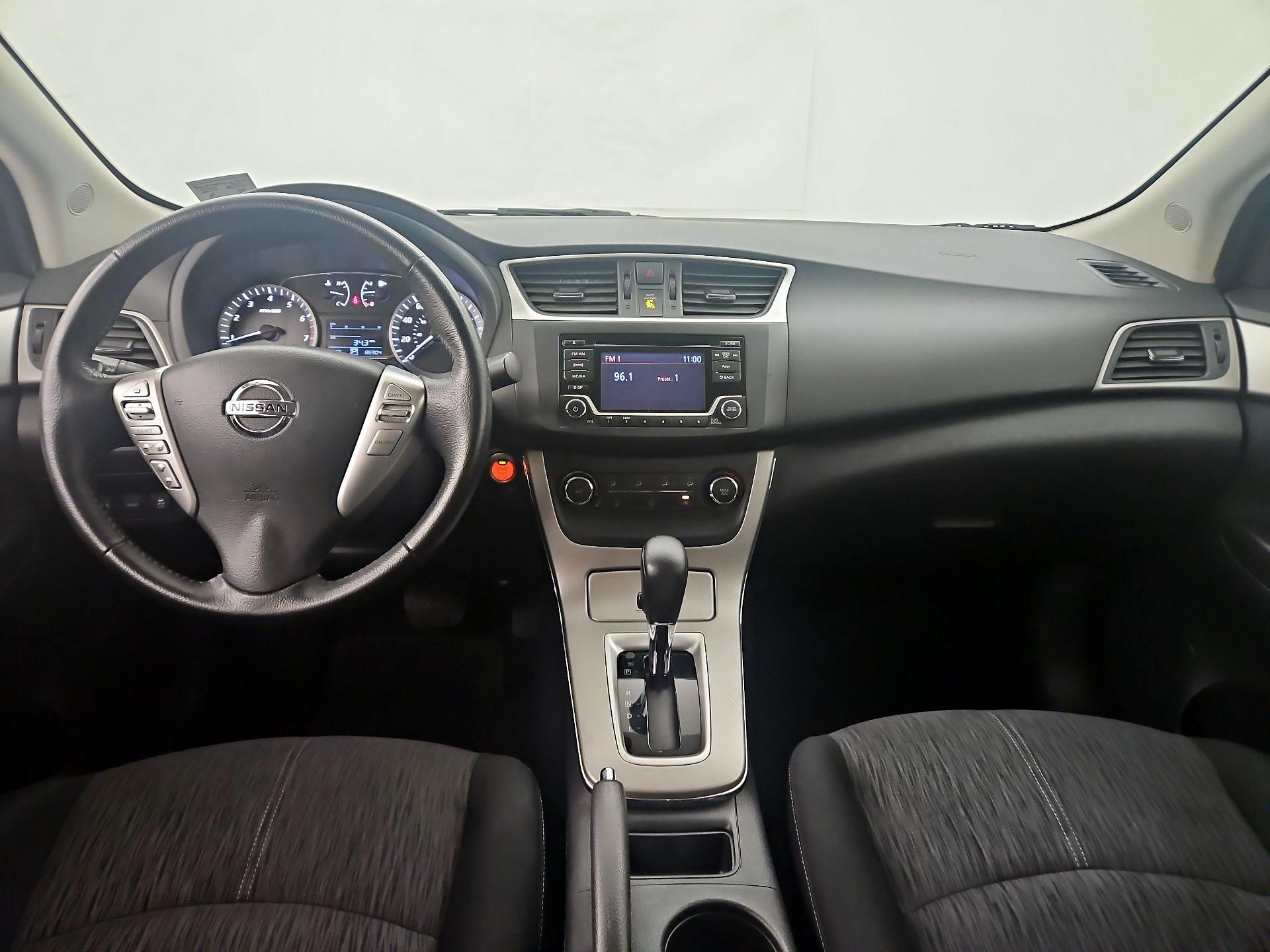 Thumbnail: 2015 Nissan Sentra - 9