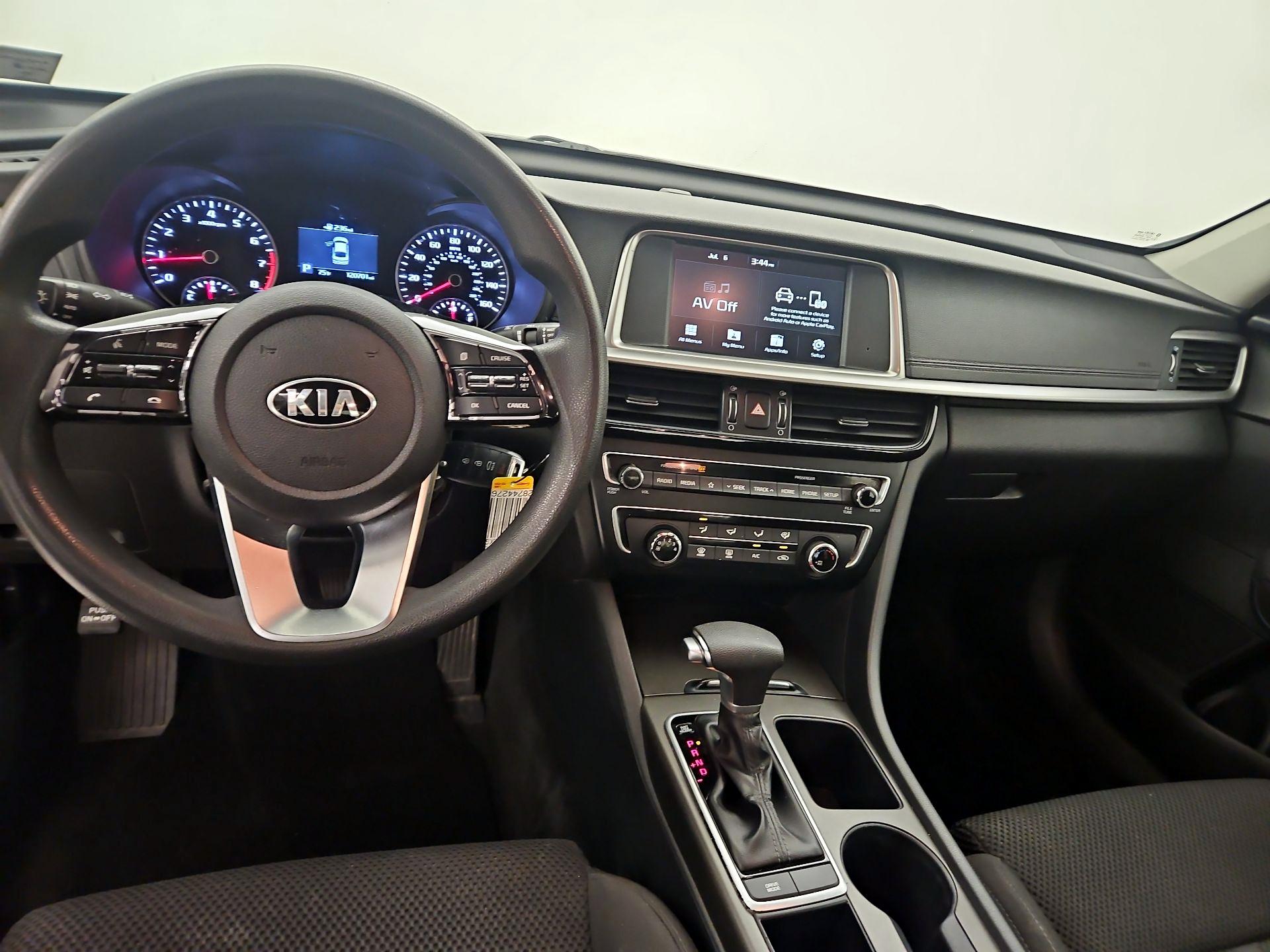 Thumbnail: 2019 Kia Optima - 9